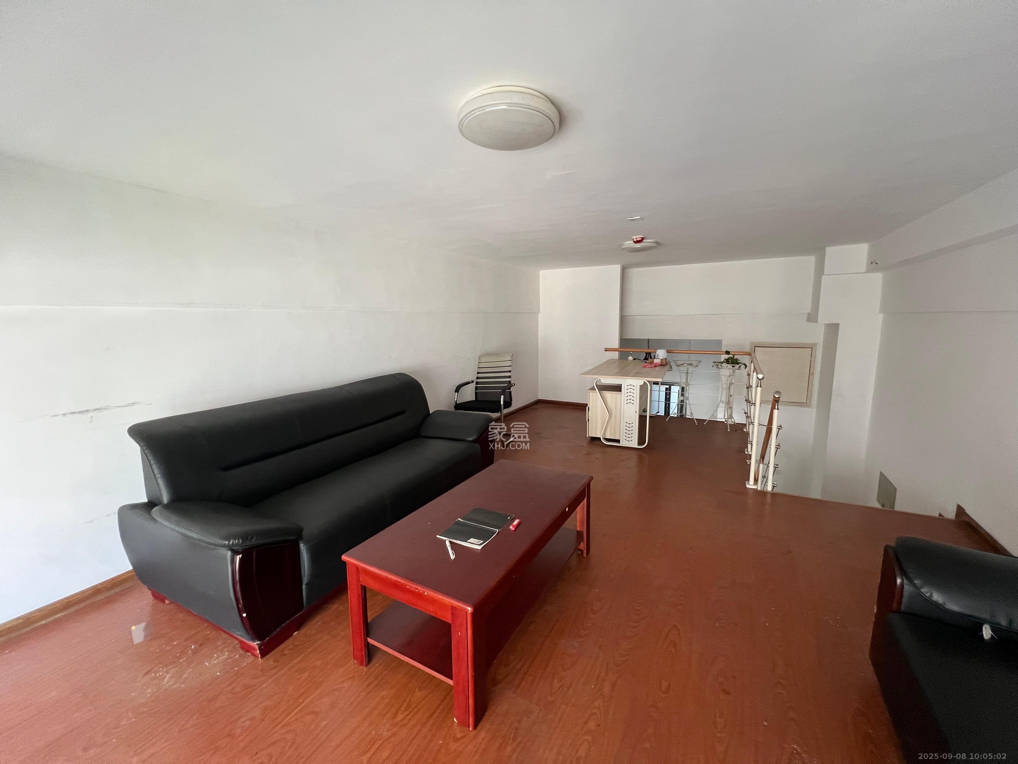 金科时代中心 1室1厅1卫 1600.0元/月 金科时代中心 1室1厅1卫 1600.0元/月室内图