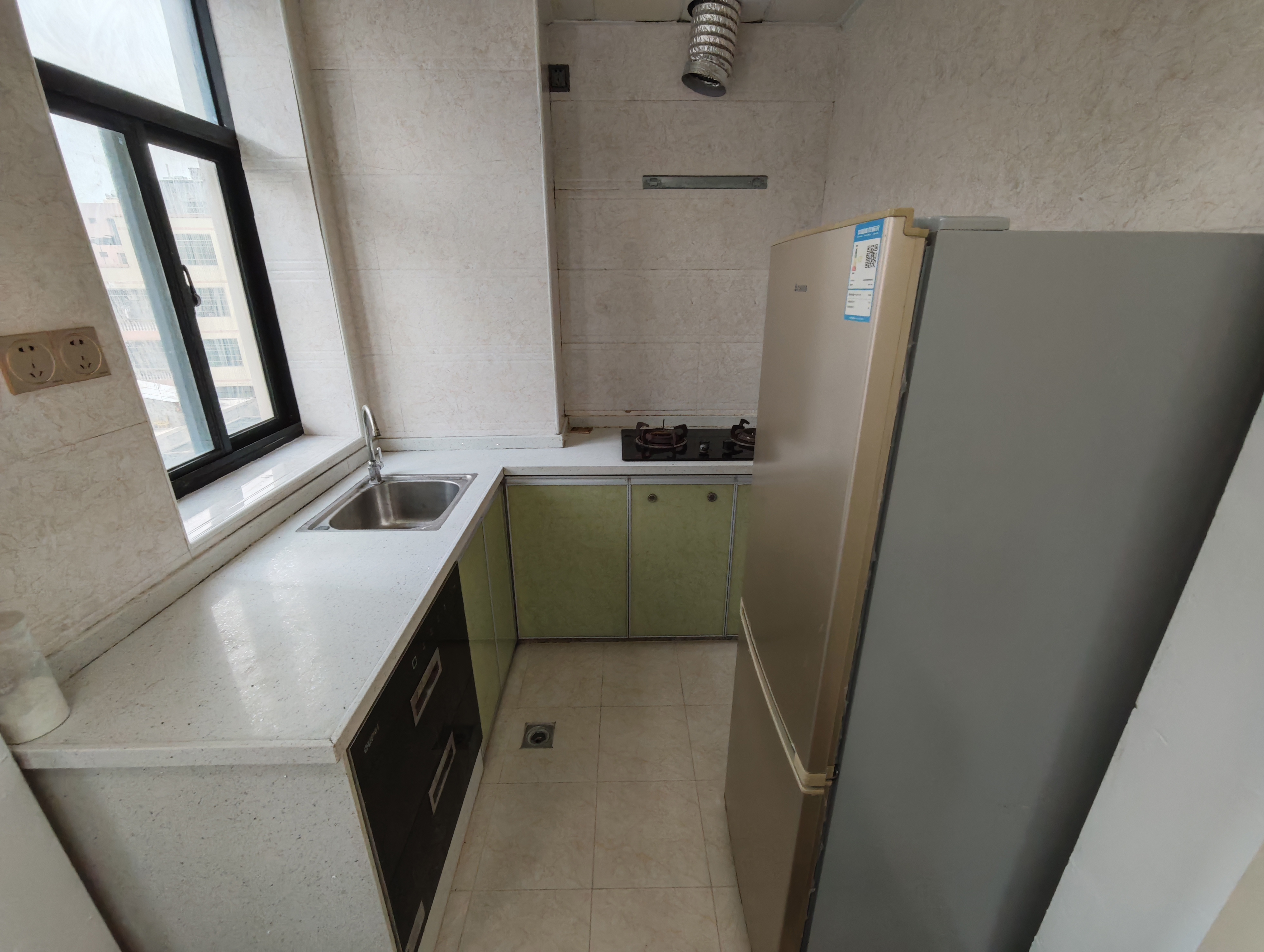 鸿信公寓 1室0厅1卫 1100.0元/月 鸿信公寓 1室0厅1卫 1100.0元/月室内图