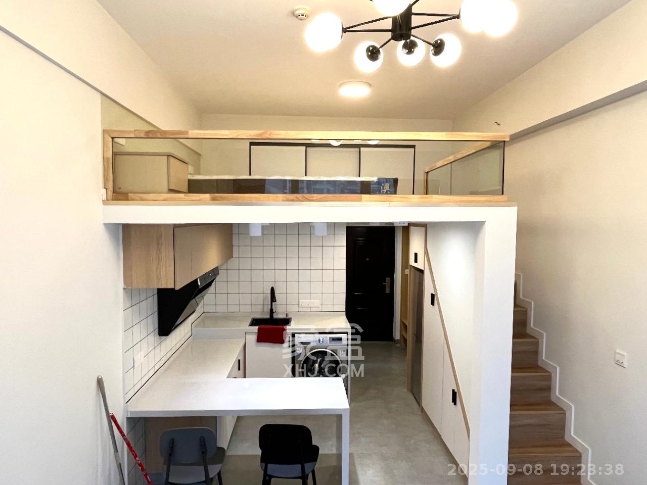 裕天国际商汇中心 1室0厅0卫 1500.0元/月 裕天国际商汇中心 1室0厅0卫 1500.0元/月室内图