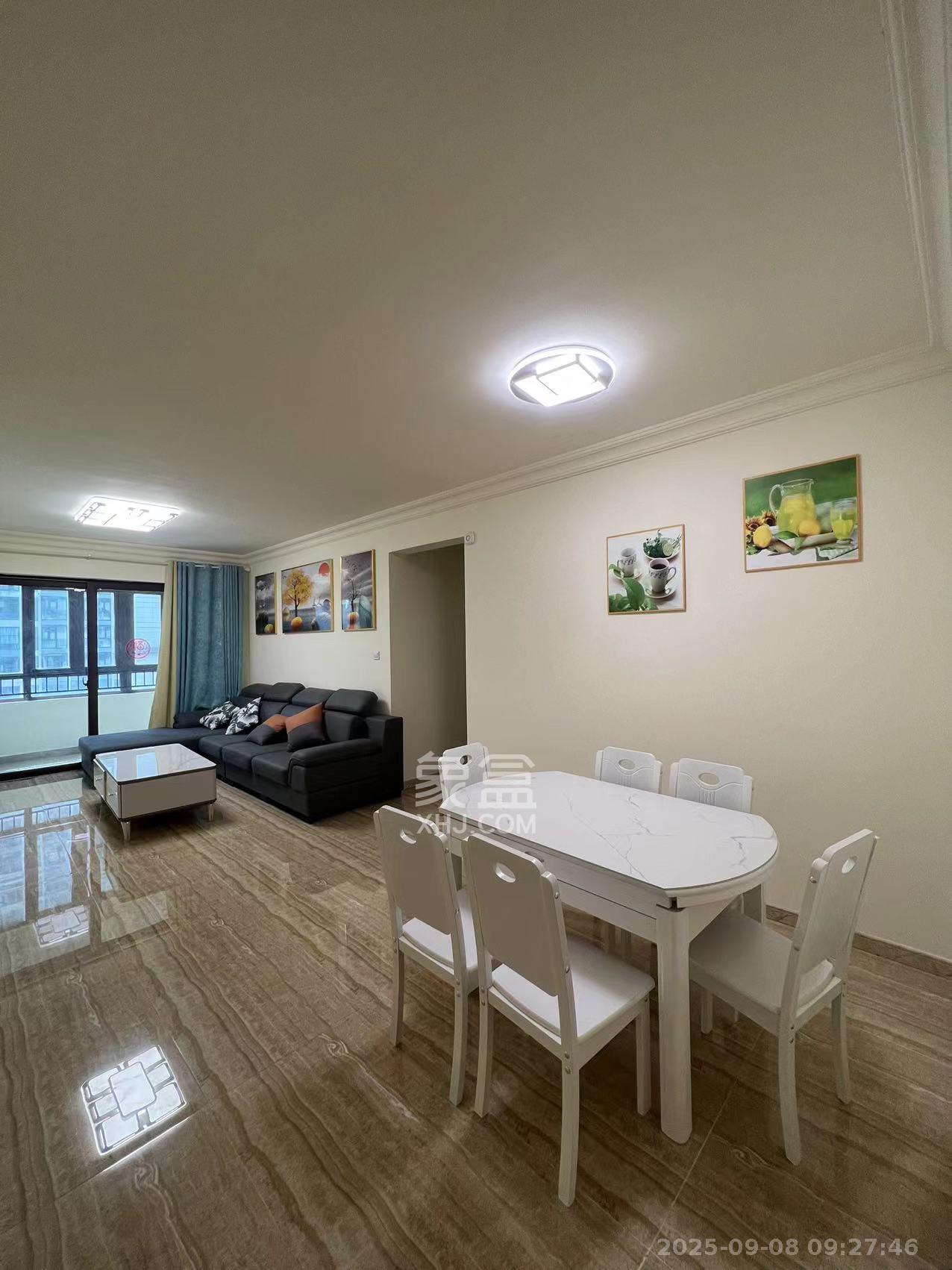 碧桂园大学印象一期 3室2厅2卫 1800.0元/月 碧桂园大学印象一期 3室2厅2卫 1800.0元/月室内图