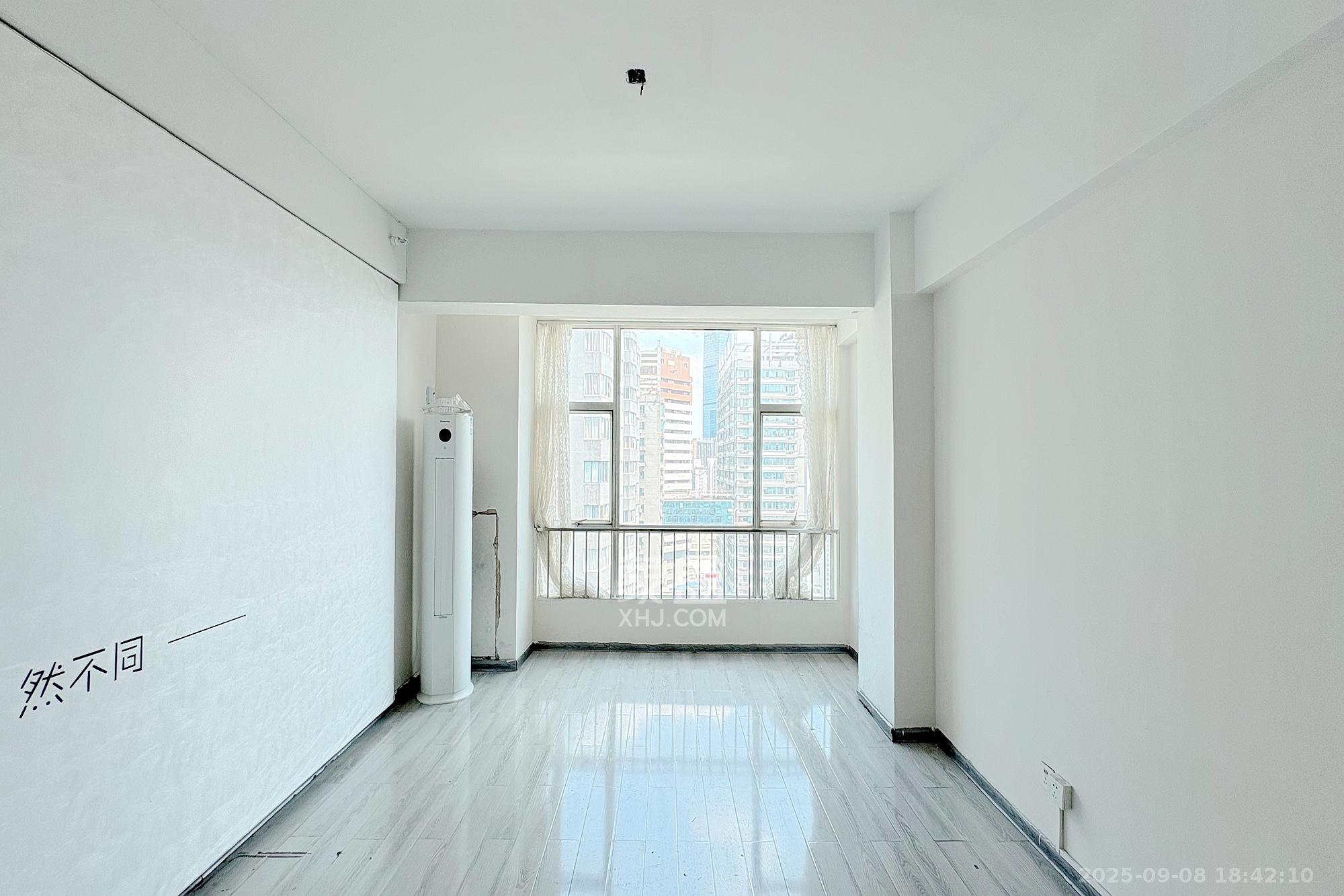 五一新干线 1室1厅1卫 2100.0元/月 五一新干线 1室1厅1卫 2100.0元/月室内图