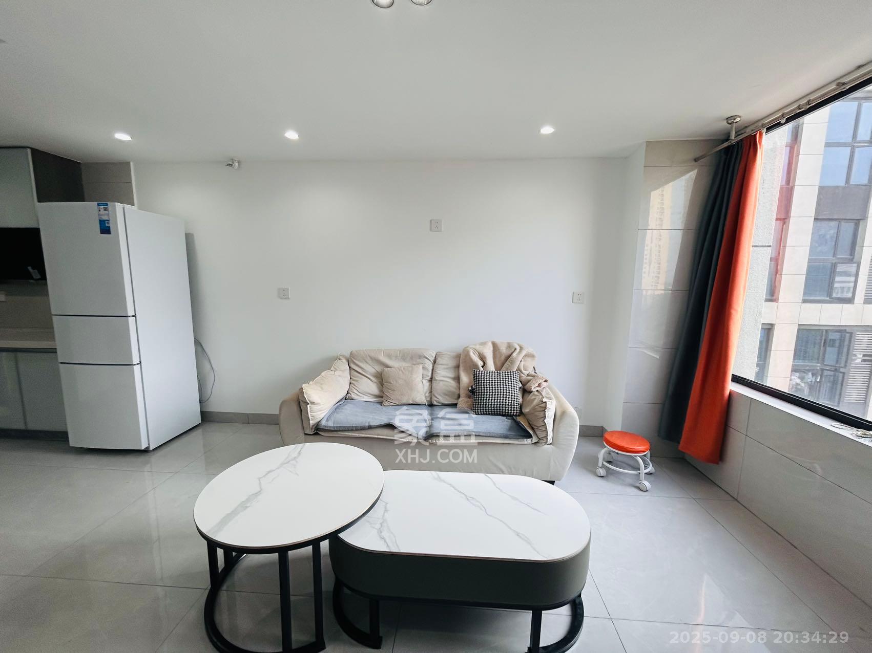 新城悦隽公园  2室2厅1卫    1700.0元/月 新城悦隽公园  2室2厅1卫    1700.0元/月室内图