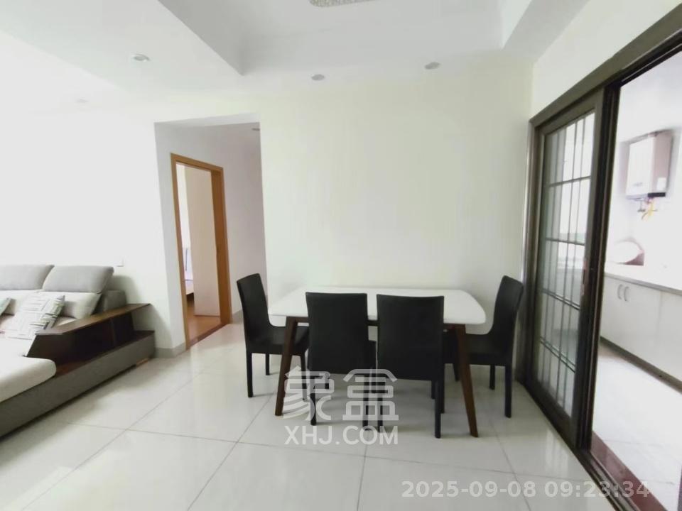 钱隆世家  2室2厅1卫    90.0万