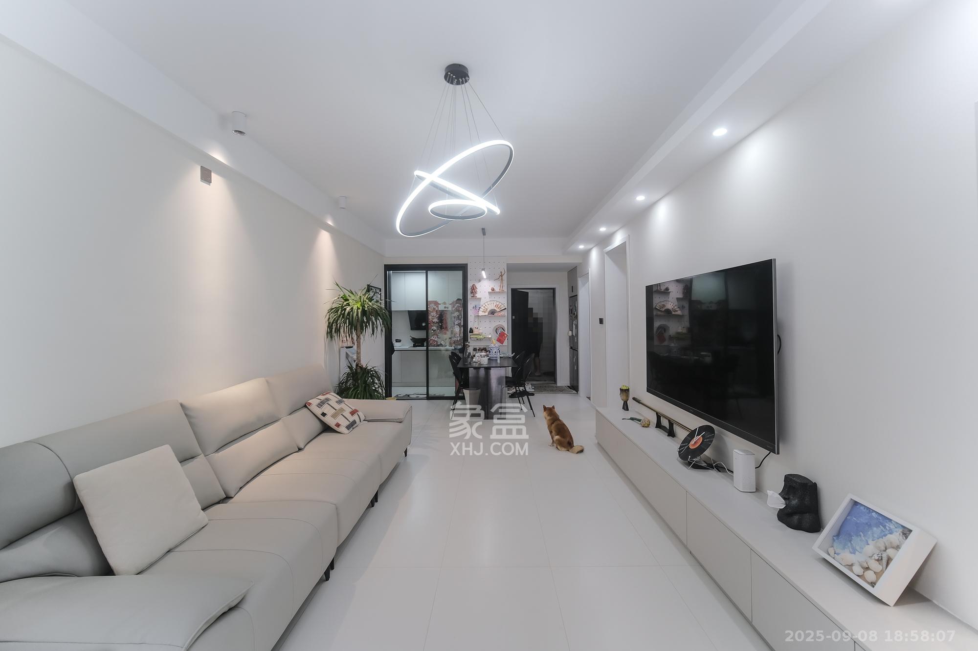 永宏万家里 3室2厅1卫 75.0万 永宏万家里 3室2厅1卫 75.0万客厅