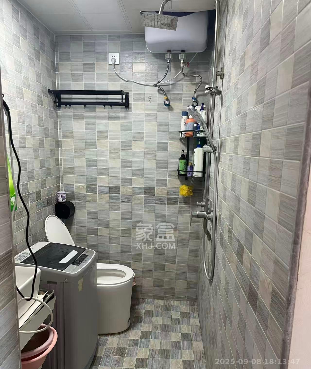 达美D6区  1室1厅1卫    1800.0元/月室内图