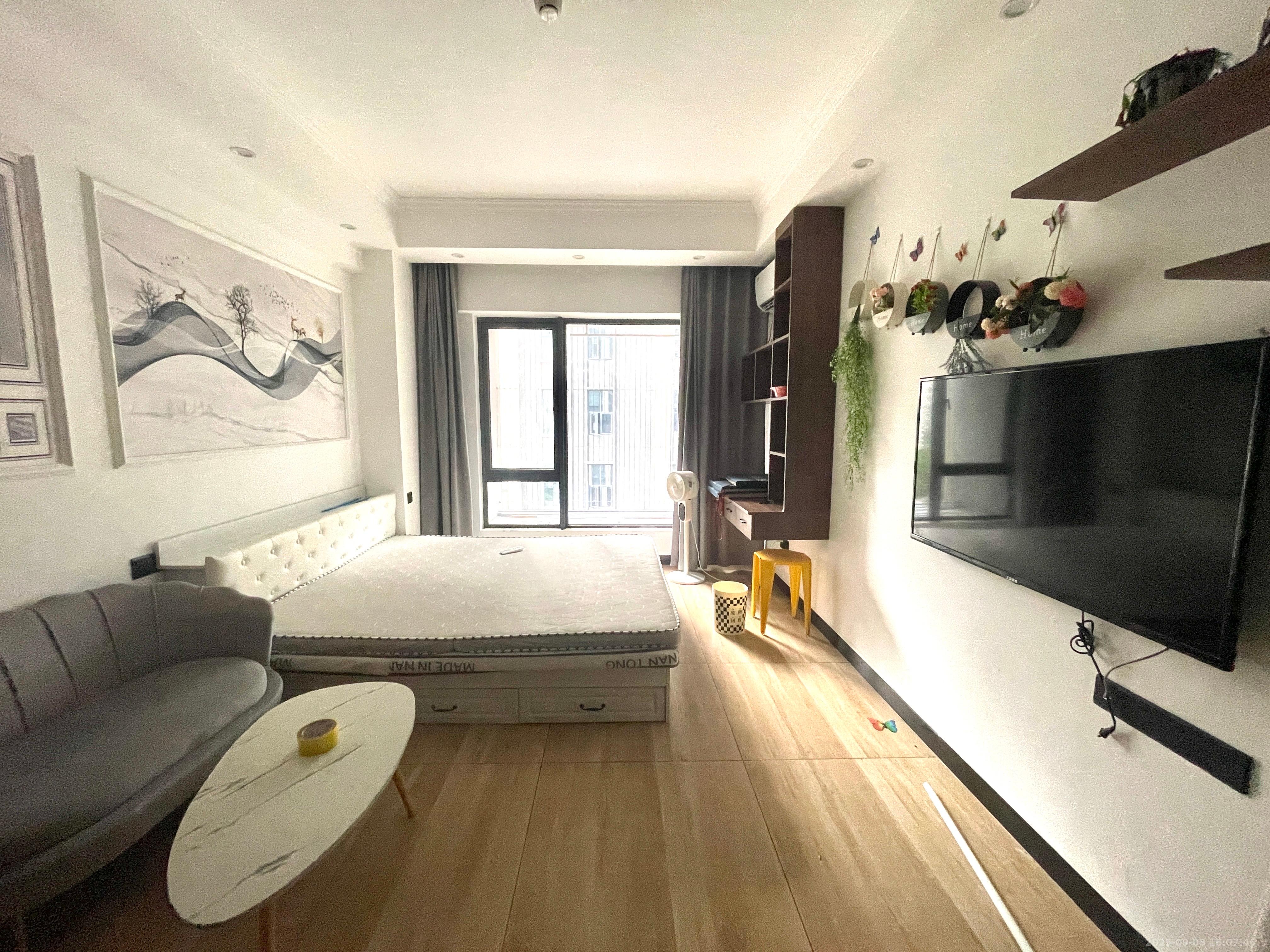 力高凤凰新天 1室0厅0卫 1700.0元/月 力高凤凰新天 1室0厅0卫 1700.0元/月室内图