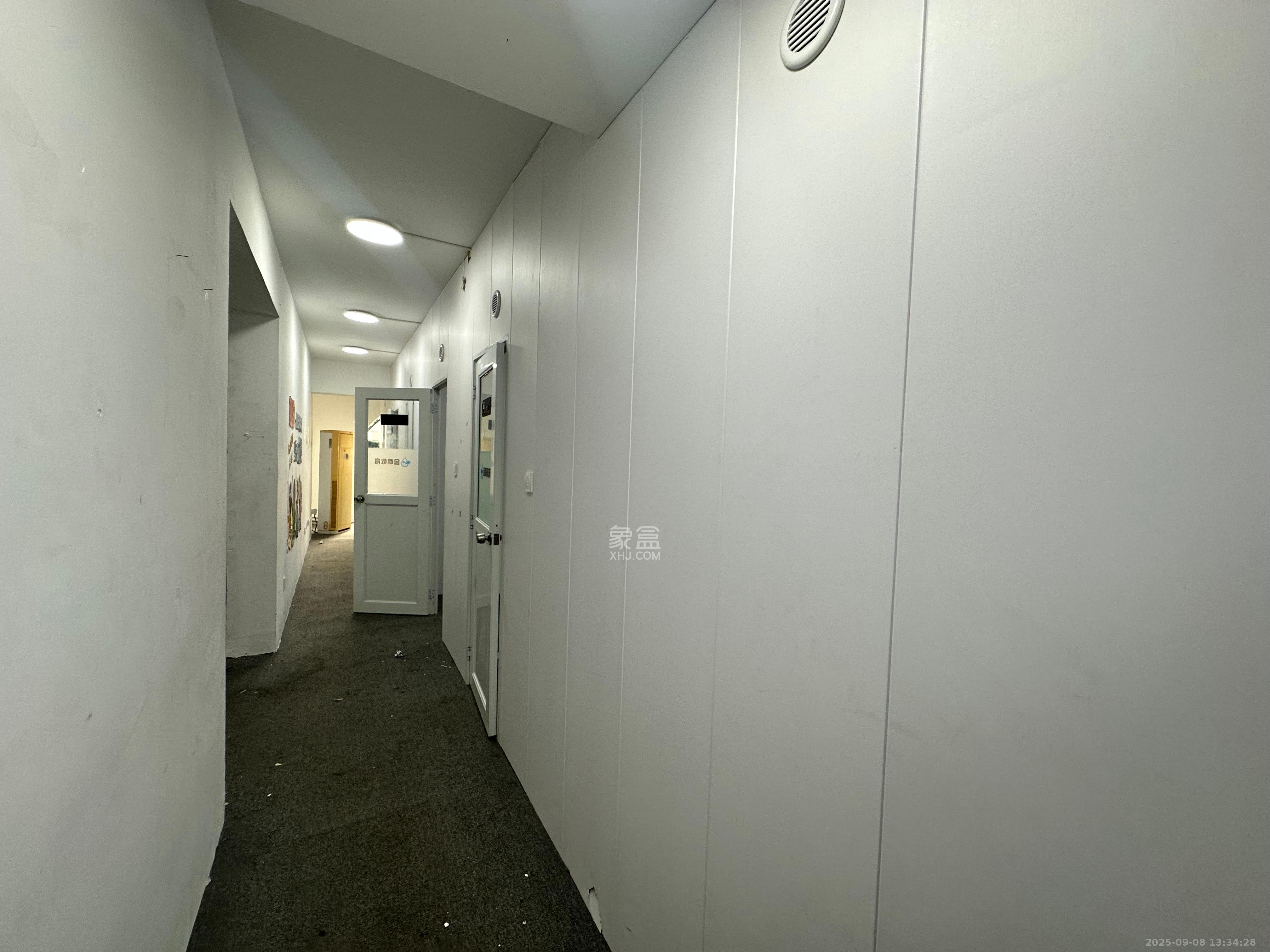 东玺门  4室1厅1卫    3000.0元/月室内图