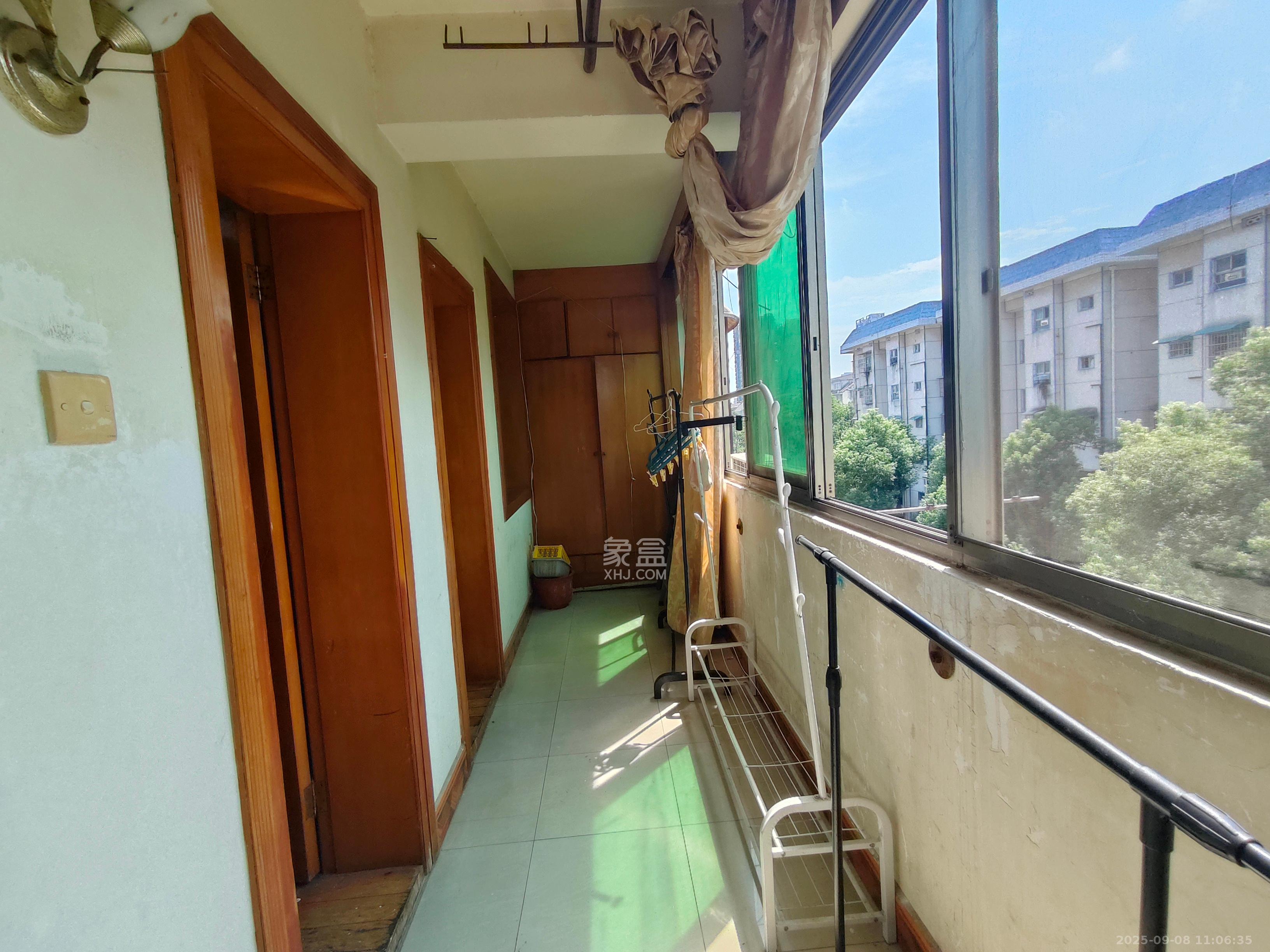 机械化宿舍  3室2厅1卫    1200.0元/月室内图