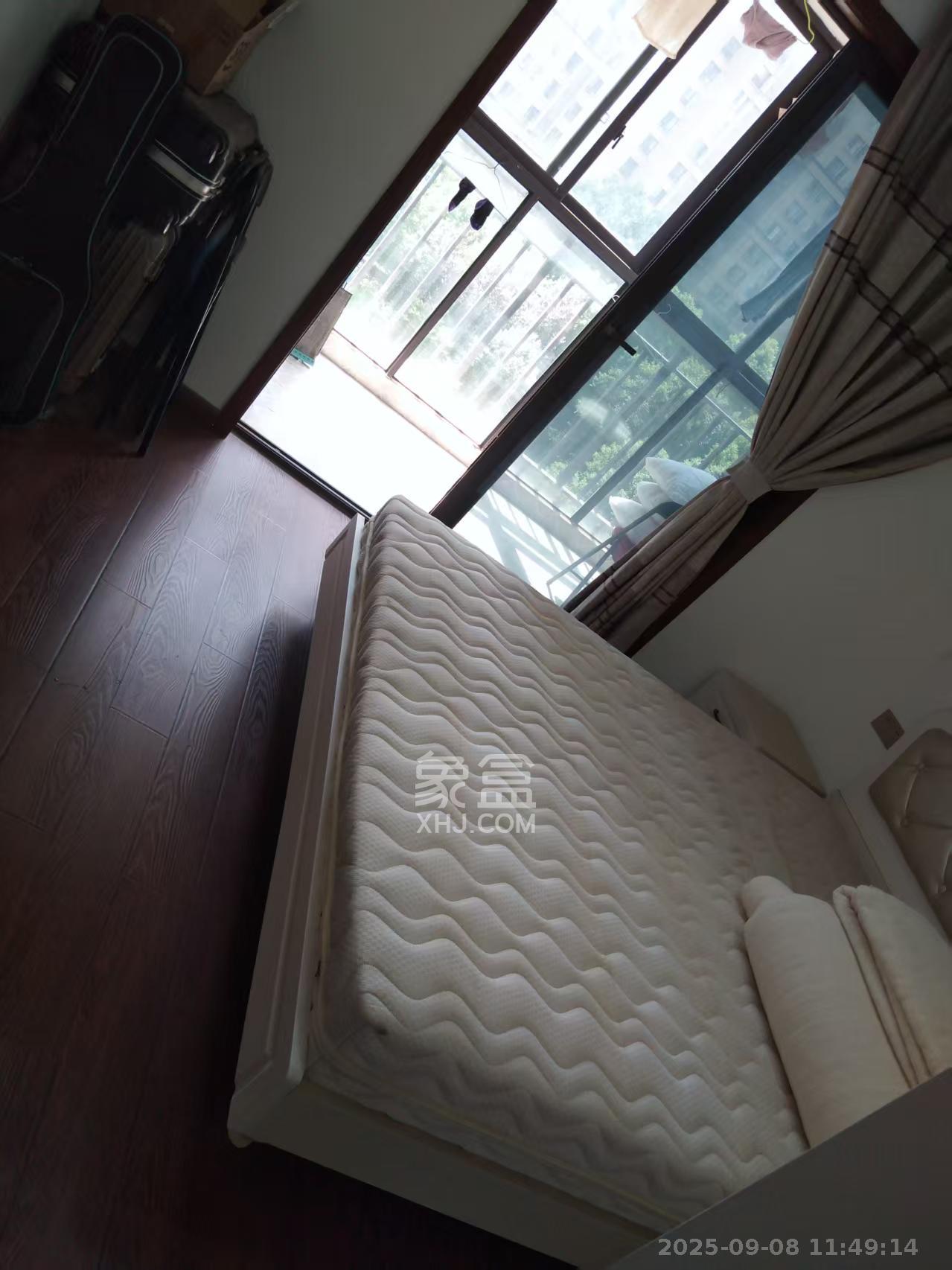 华润橡树湾 3室2厅1卫 1800.0元/月 华润橡树湾 3室2厅1卫 1800.0元/月室内图