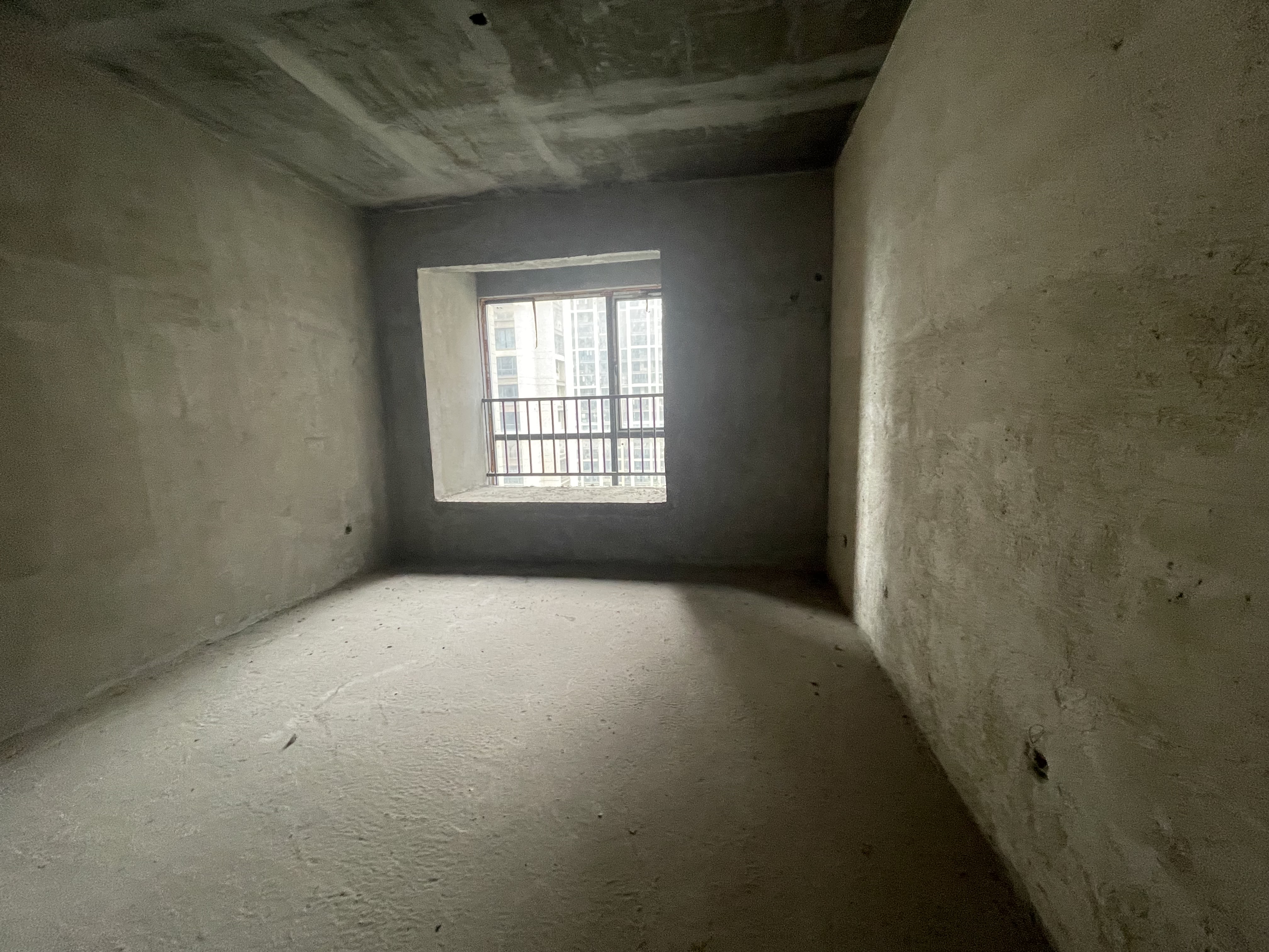 檀香山 4室2厅2卫 63.8万 檀香山 4室2厅2卫 63.8万客厅