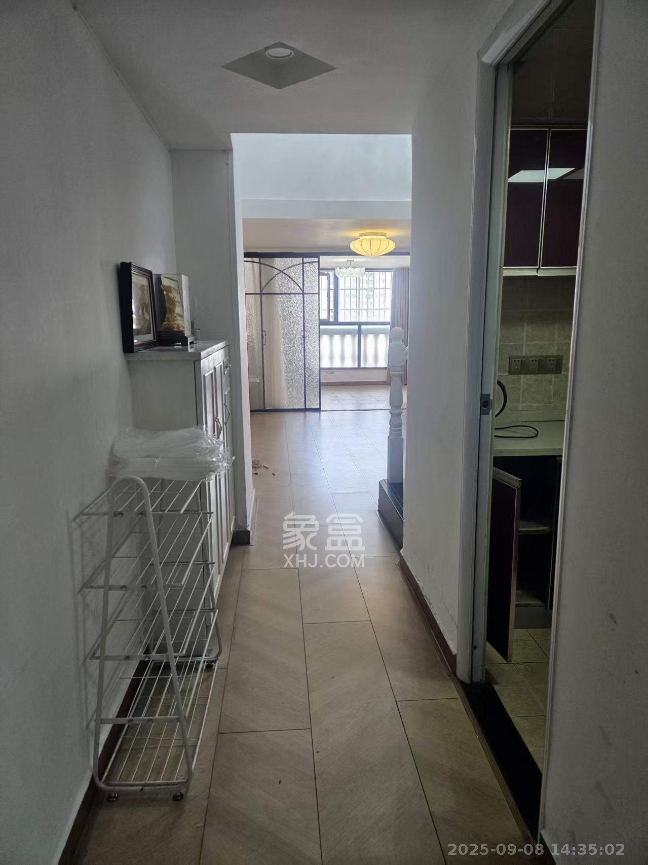 城市经典  1室1厅1卫    3200.0元/月 城市经典  1室1厅1卫    3200.0元/月