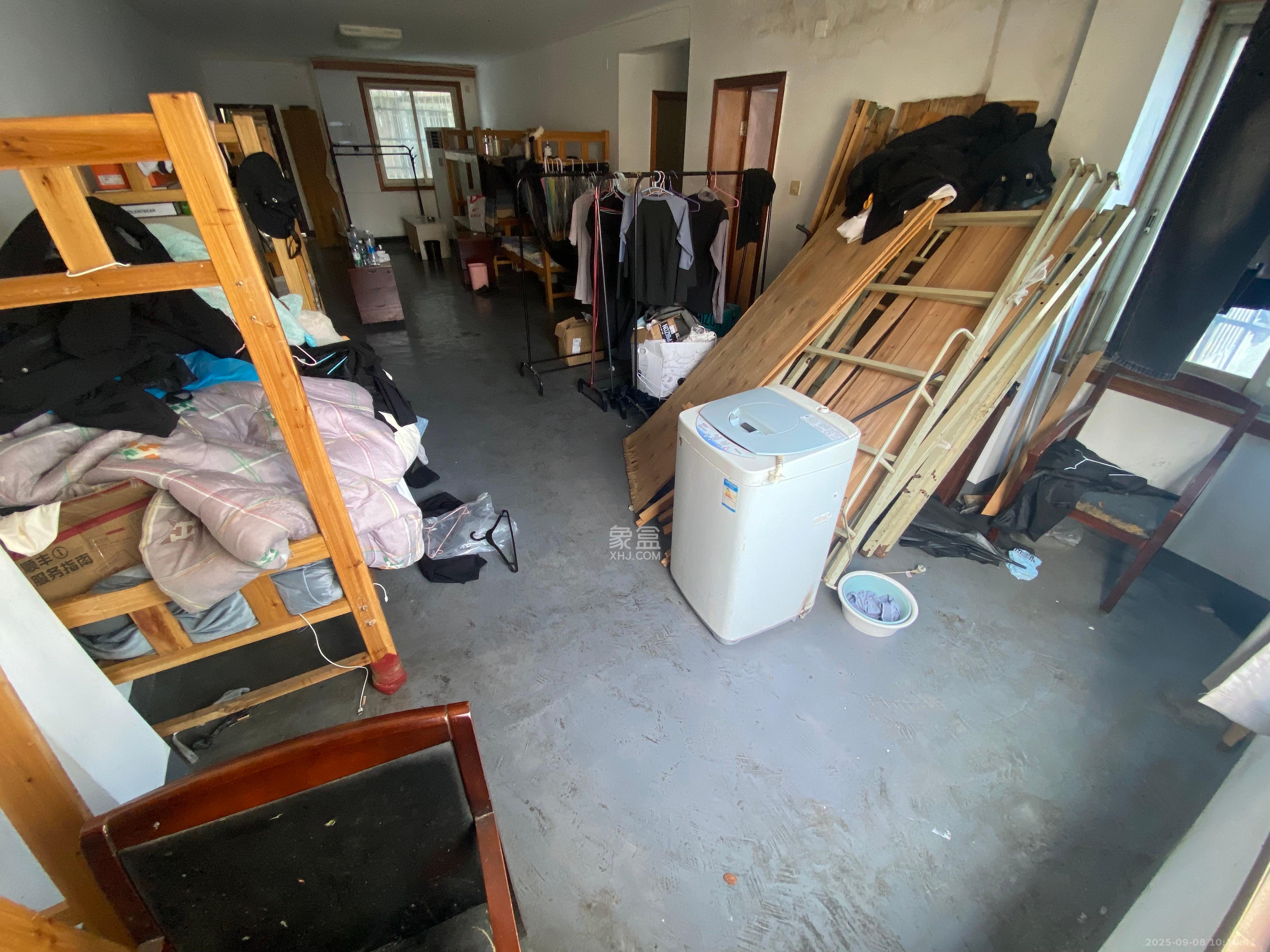 学宫街散盘 3室2厅2卫 3000.0元/月 学宫街散盘 3室2厅2卫 3000.0元/月室内图