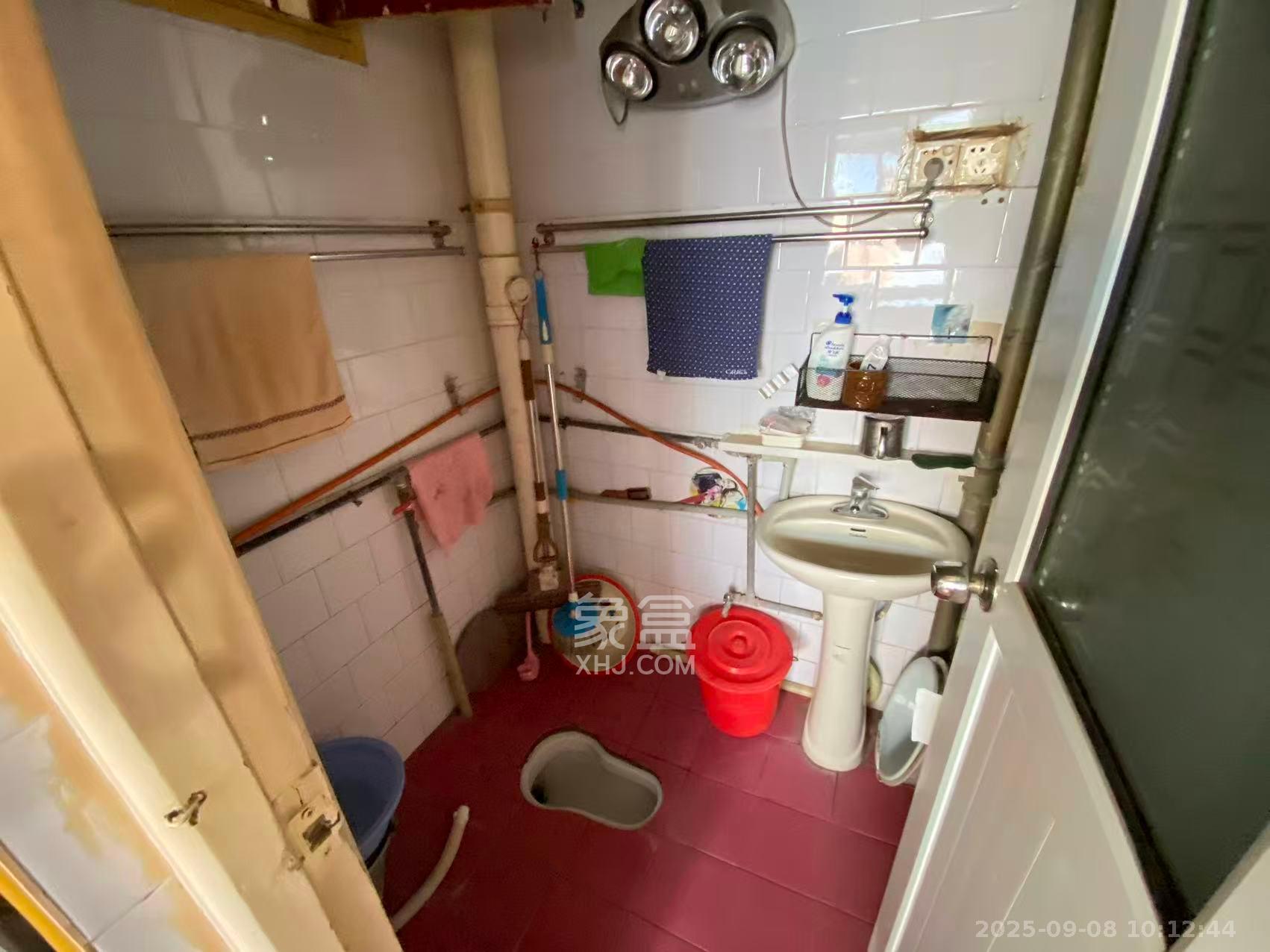 工农新村(工农桥社区) 2室1厅1卫 1300.0元/月 工农新村(工农桥社区) 2室1厅1卫 1300.0元/月室内图