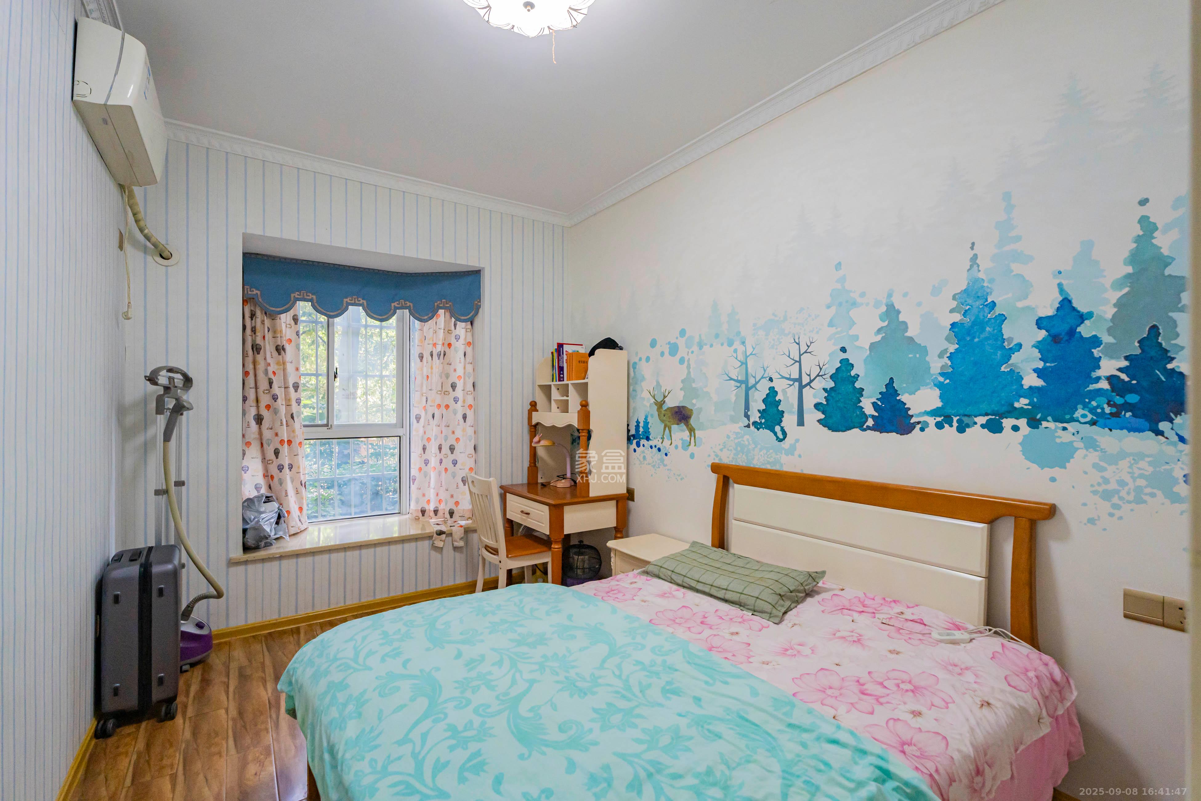 左岸春天 3室2厅1卫 128.0万 左岸春天 3室2厅1卫 128.0万卧室