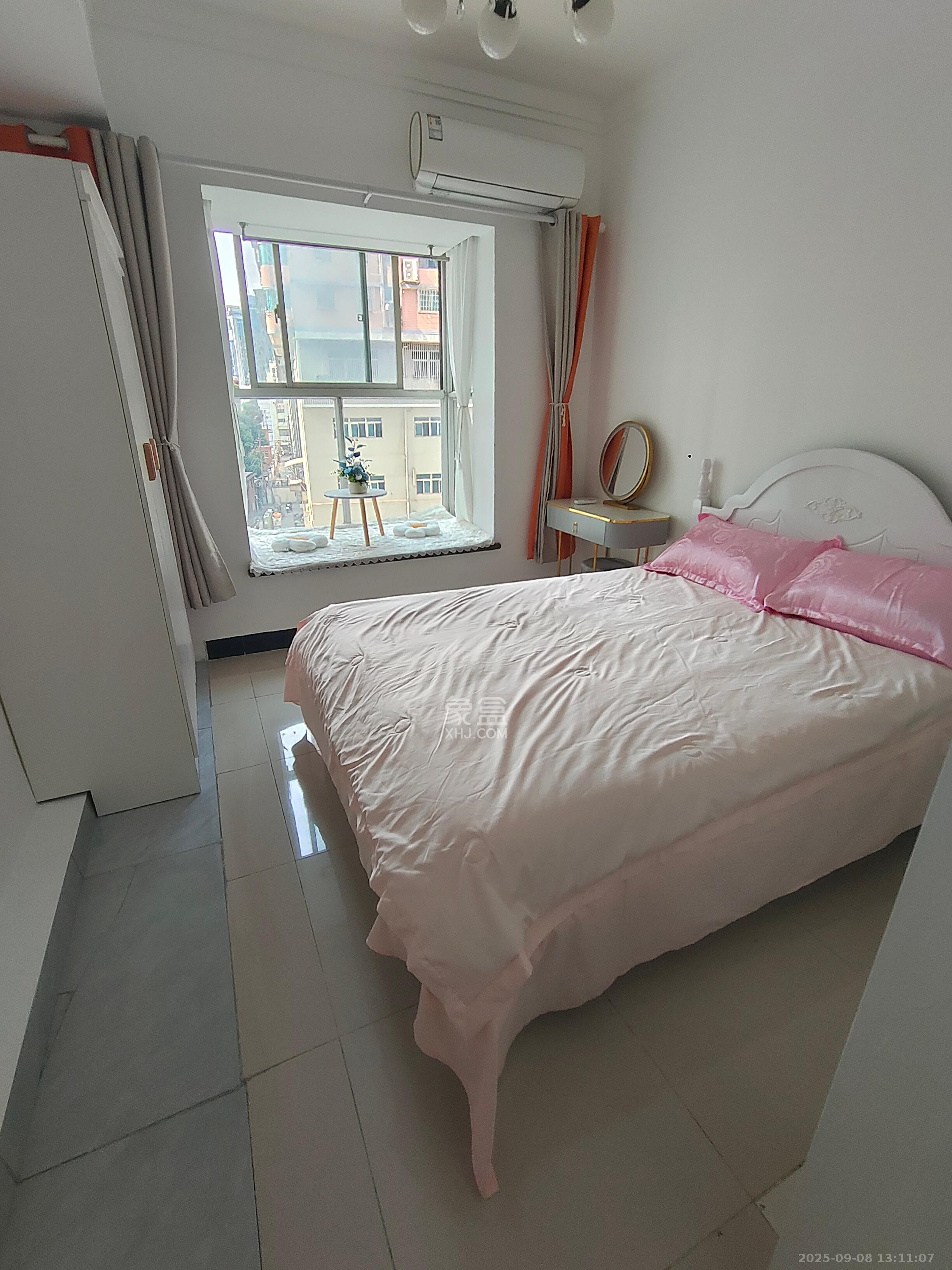 颐美会现代城 1室1厅1卫 2380.0元/月 颐美会现代城 1室1厅1卫 2380.0元/月室内图