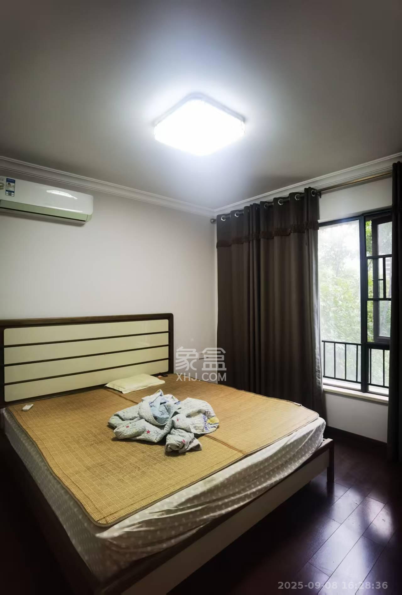 万科白鹭郡 3室2厅1卫 2400.0元/月 万科白鹭郡 3室2厅1卫 2400.0元/月室内图