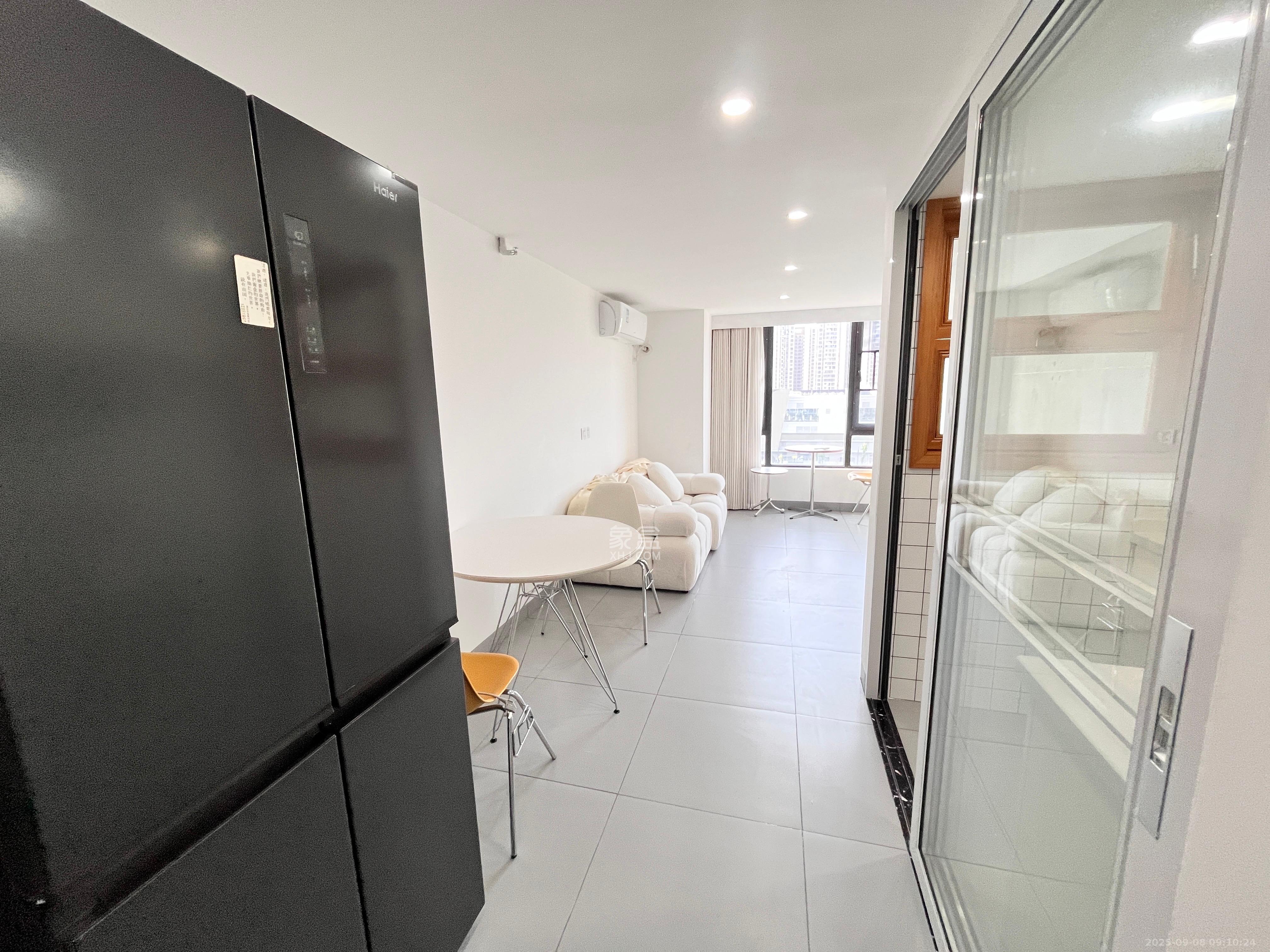 新城悦隽  2室1厅1卫    2100.0元/月 新城悦隽  2室1厅1卫    2100.0元/月