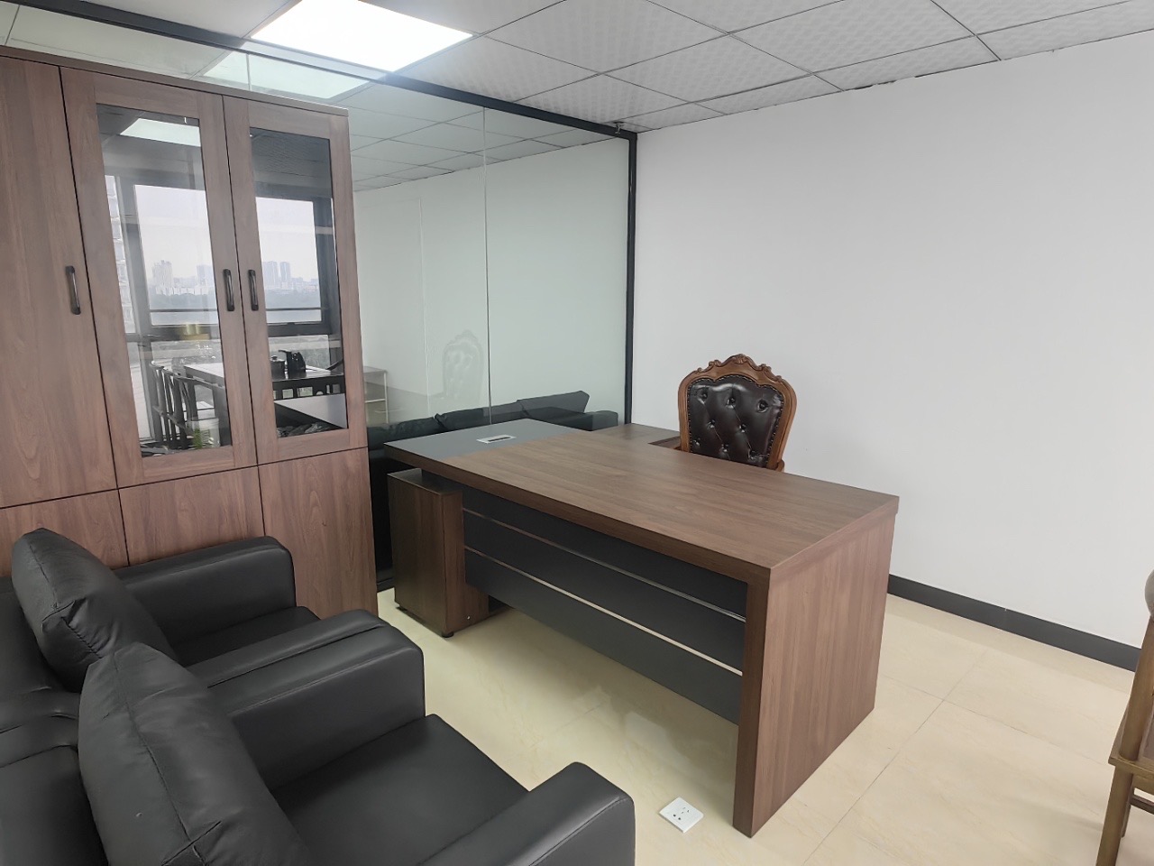 财富广场 2室1厅2卫 6300.0元/月 财富广场 2室1厅2卫 6300.0元/月室内图