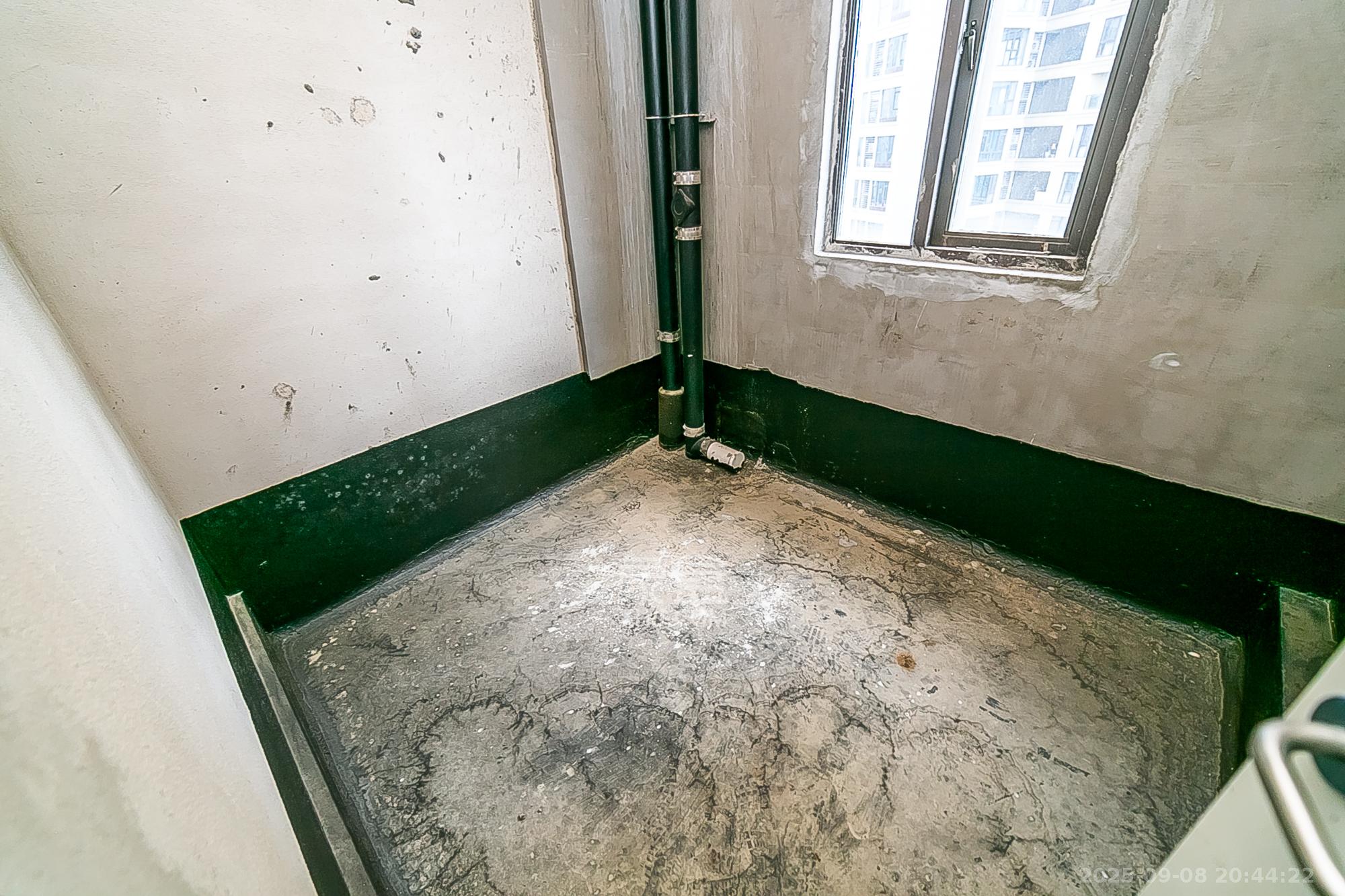 中建江山壹号  6室2厅4卫    708.0万 中建江山壹号  6室2厅4卫    708.0万卫生间