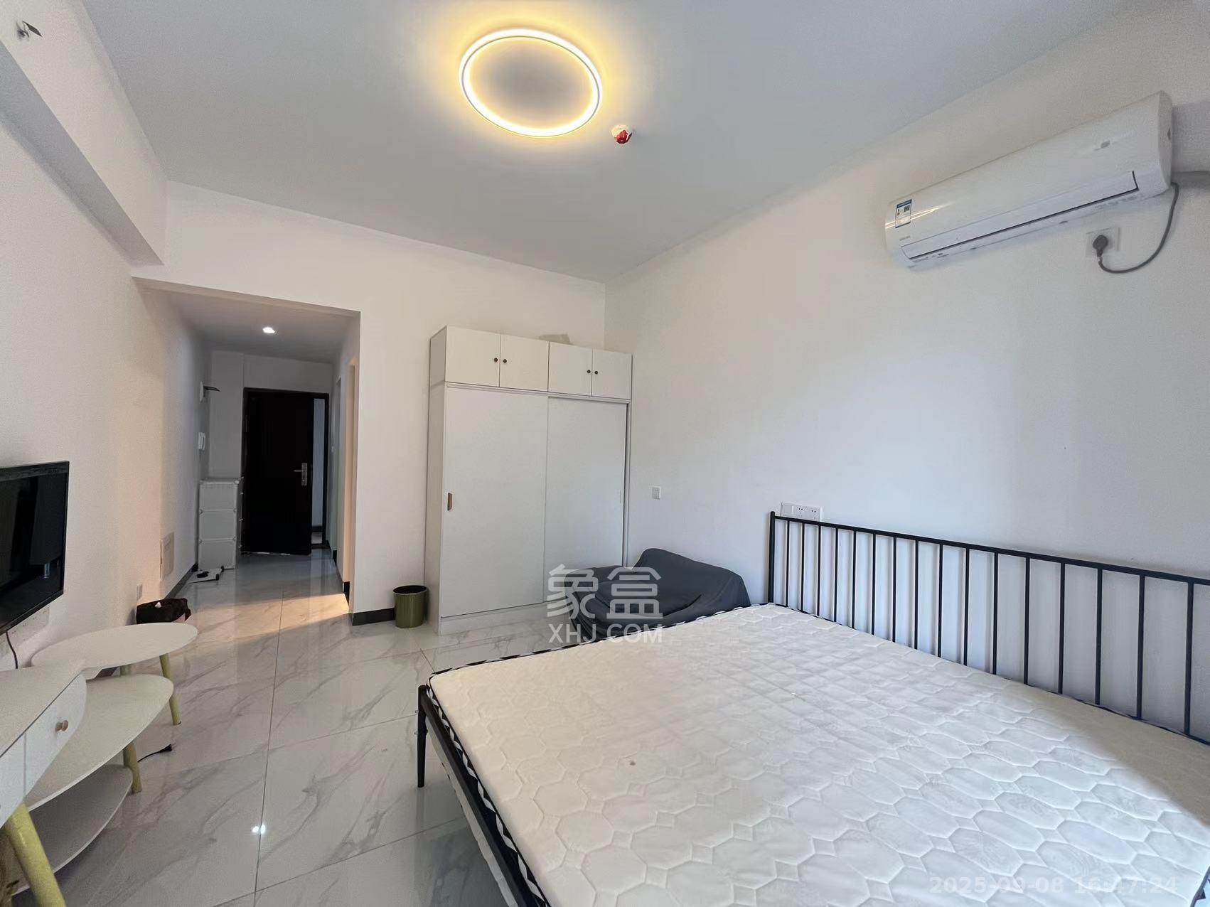 嘉雨兴园 1室1厅1卫 1800.0元/月 嘉雨兴园 1室1厅1卫 1800.0元/月室内图