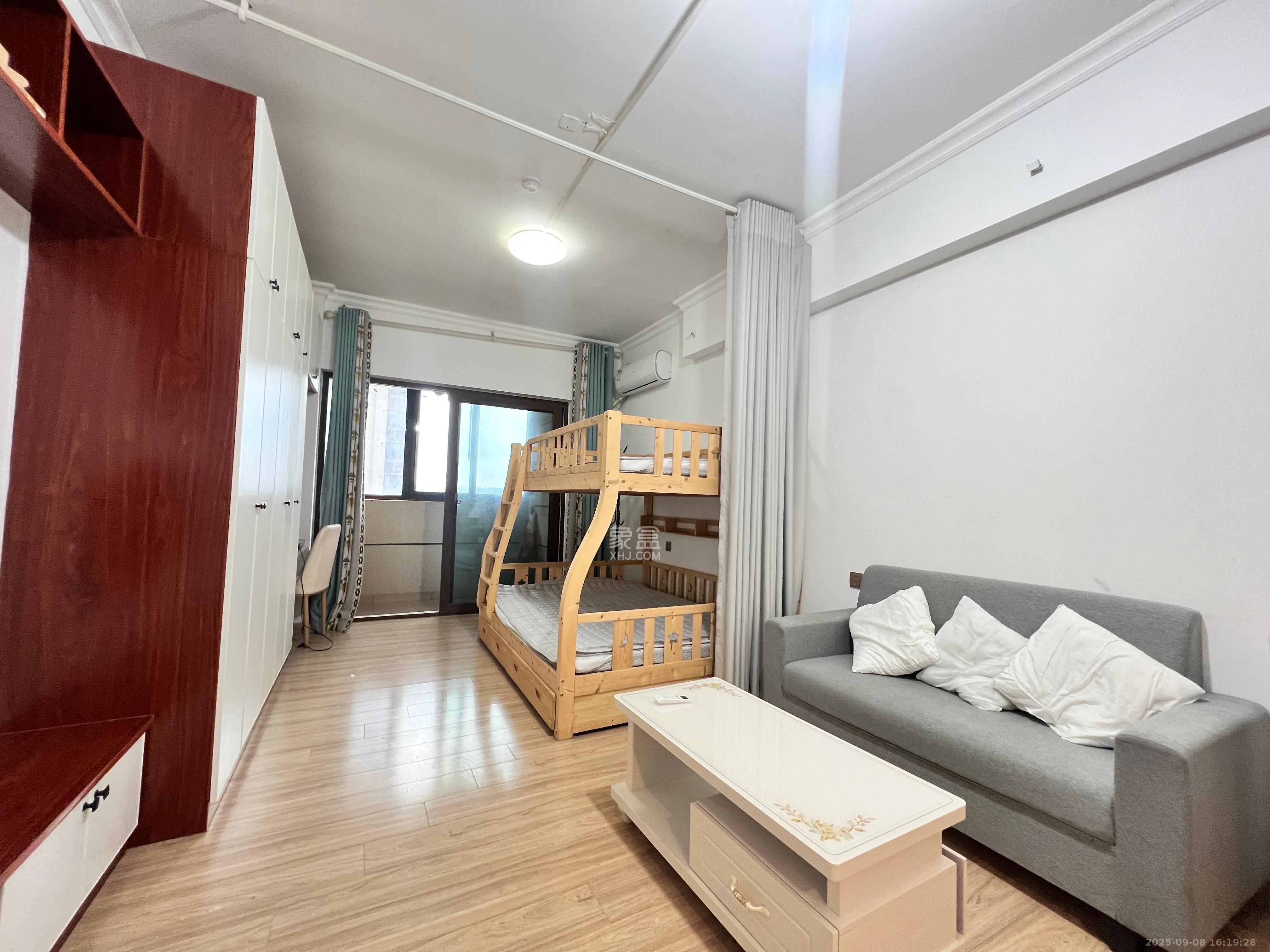 碧桂园星城首府  1室1厅1卫    1300.0元/月室内图