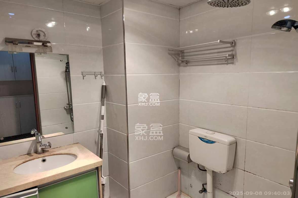 水岸世景 1室1厅1卫 1100.00元/月 水岸世景 1室1厅1卫 1100.00元/月室内图