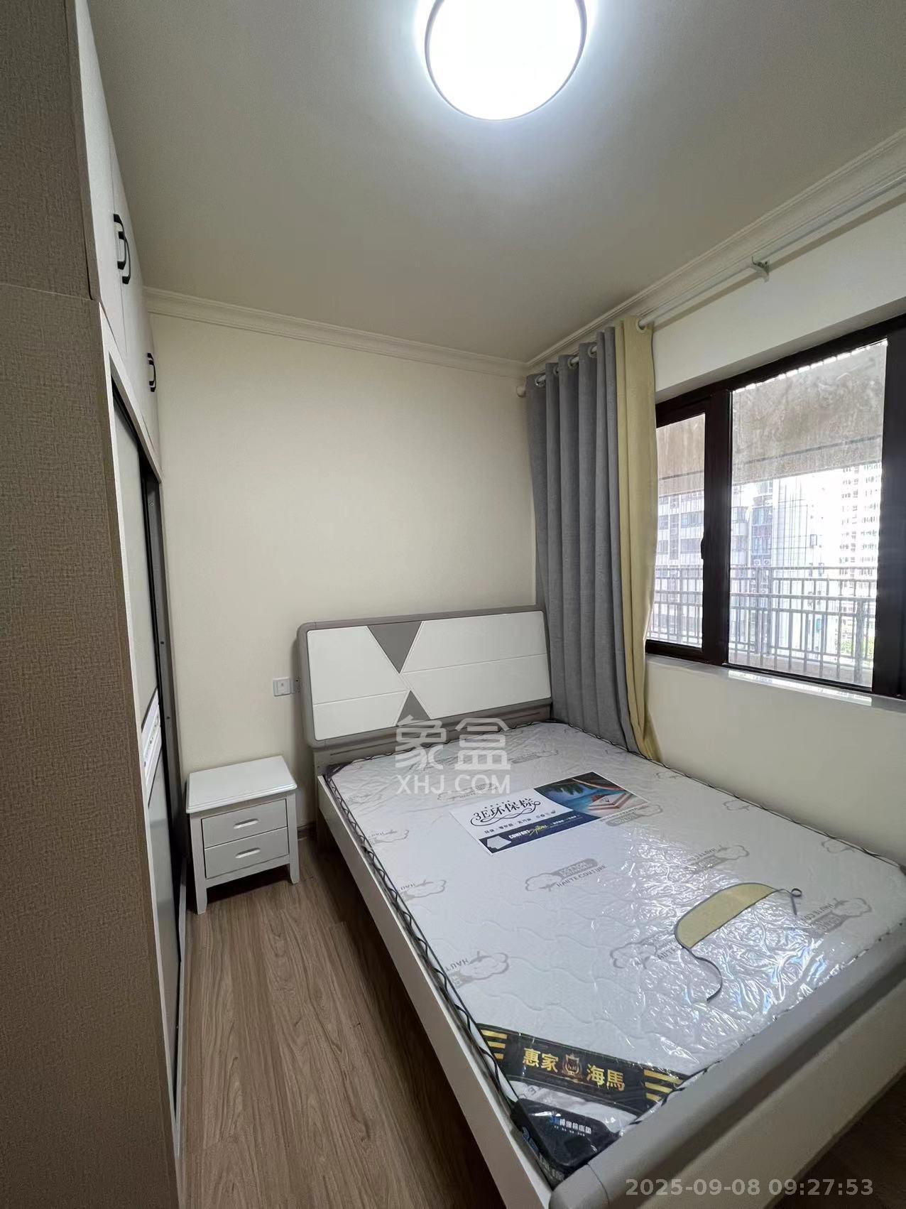 碧桂园大学印象一期 3室2厅2卫 1800.0元/月 碧桂园大学印象一期 3室2厅2卫 1800.0元/月室内图