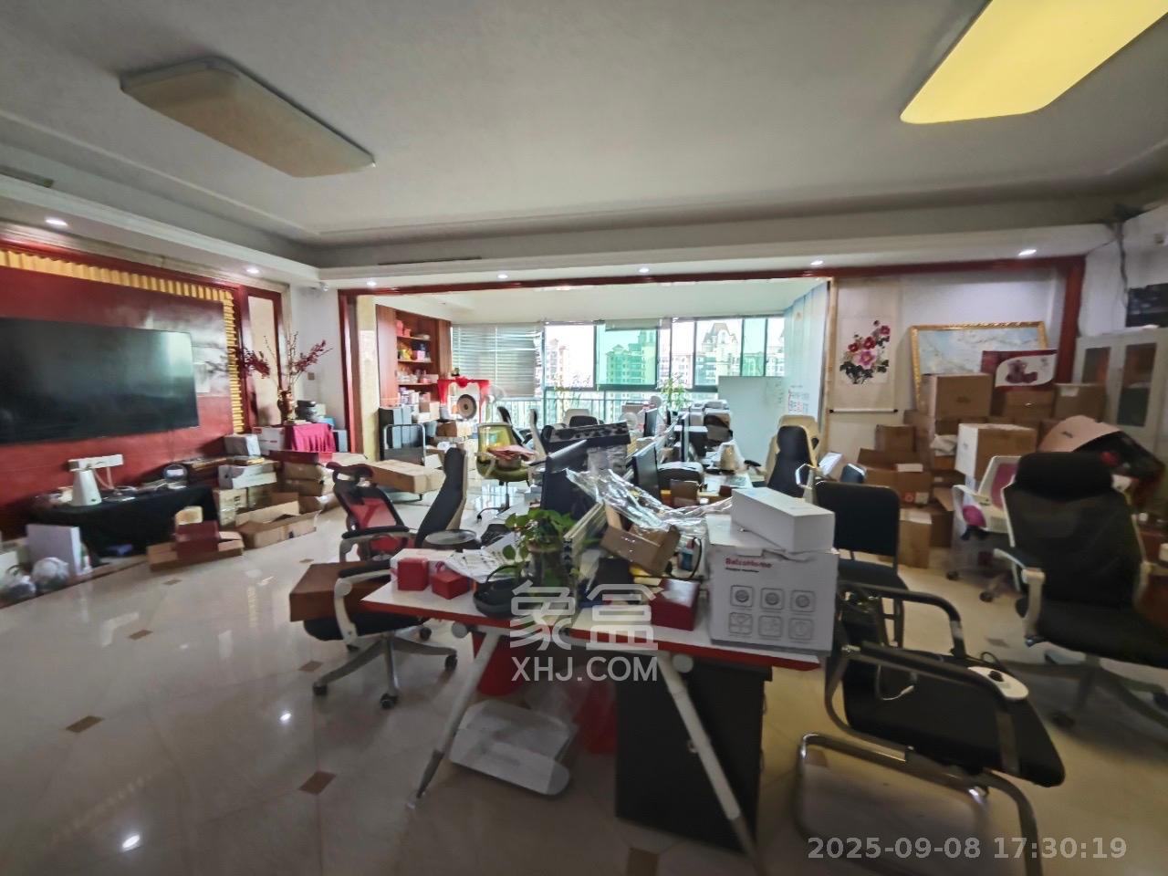 恒大雅苑 6室2厅3卫 5000.0元/月 恒大雅苑 6室2厅3卫 5000.0元/月室内图