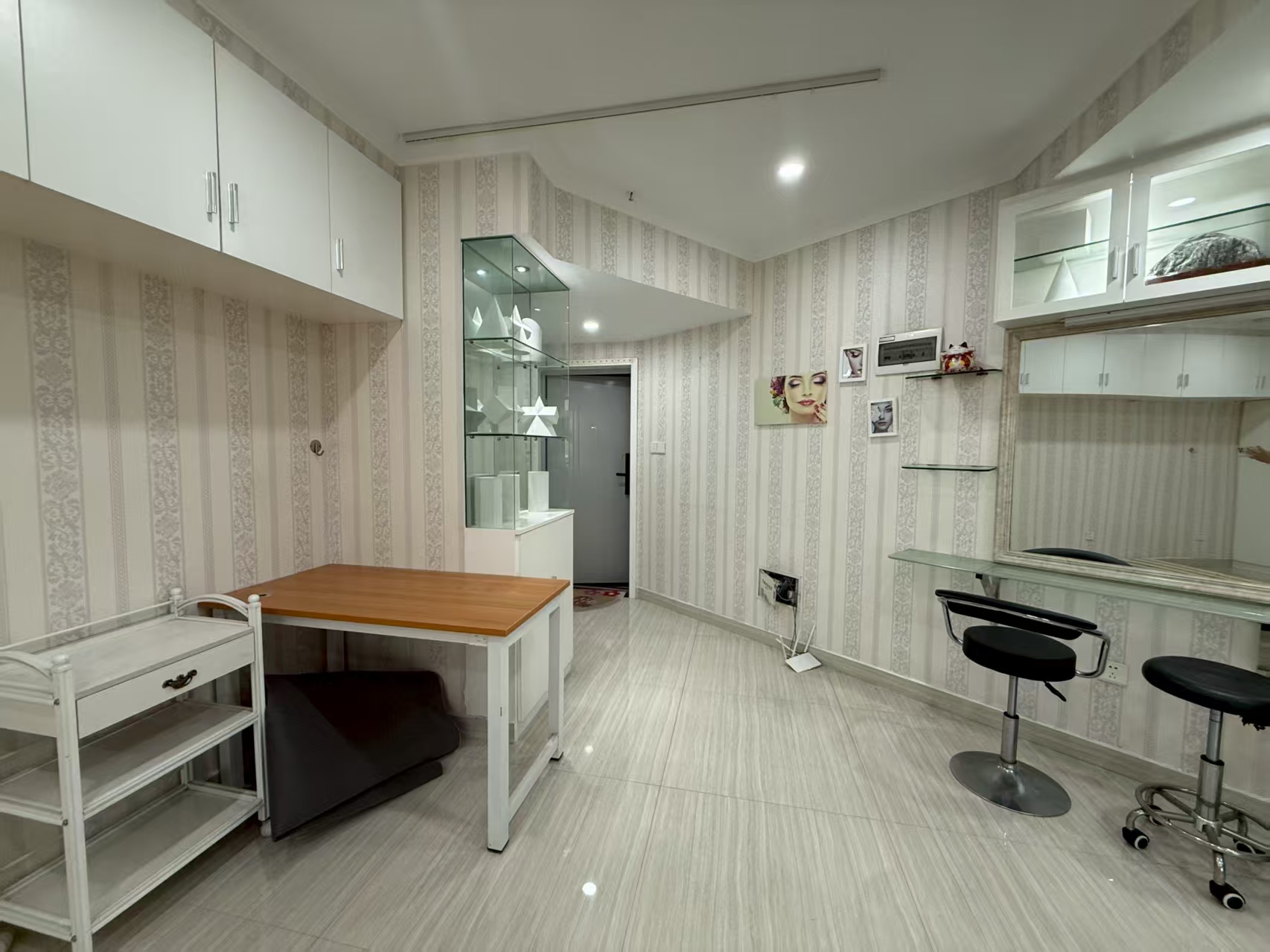 梓山湖公馆 1室1厅1卫 1000.0元/月 梓山湖公馆 1室1厅1卫 1000.0元/月室内图