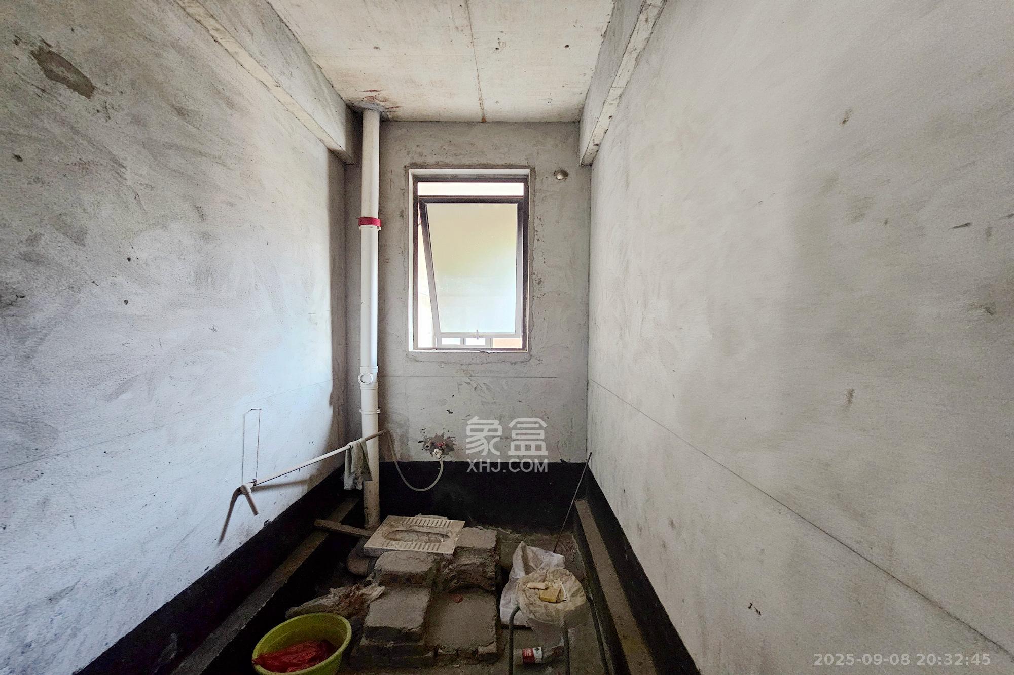 明昇壹城(明昇时代广场)一期 6室2厅4卫 408.00万 明昇壹城(明昇时代广场)一期 6室2厅4卫 408.00万其他