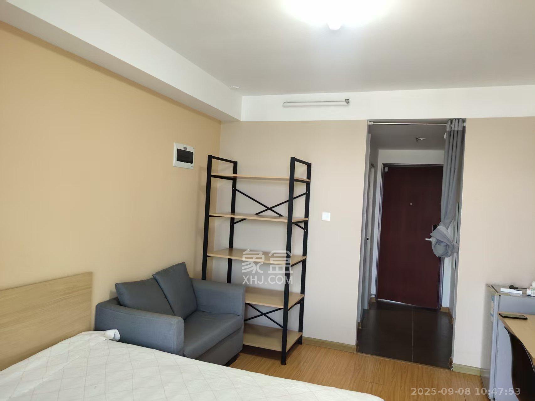 万科白鹭郡  1室1厅1卫    1300.0元/月室内图