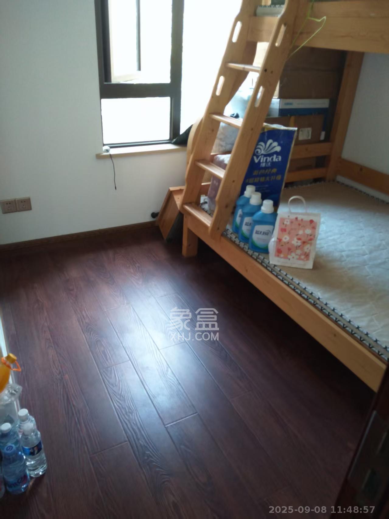 华润橡树湾 3室2厅1卫 1800.0元/月 华润橡树湾 3室2厅1卫 1800.0元/月室内图