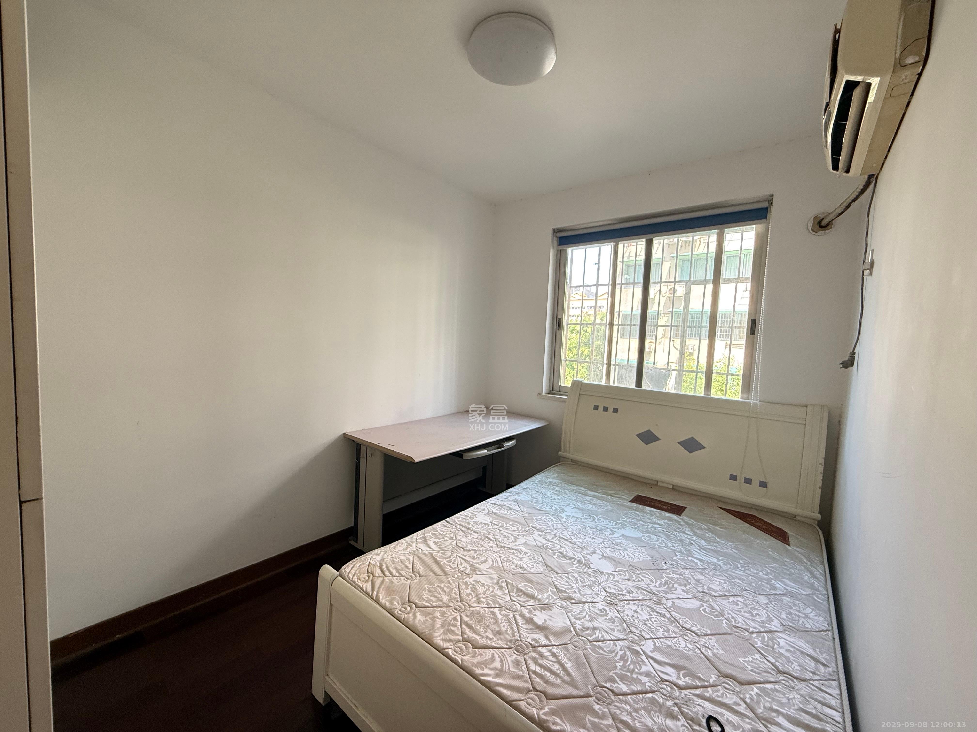 湘卫花苑  3室2厅2卫    3000.0元/月 湘卫花苑  3室2厅2卫    3000.0元/月室内图