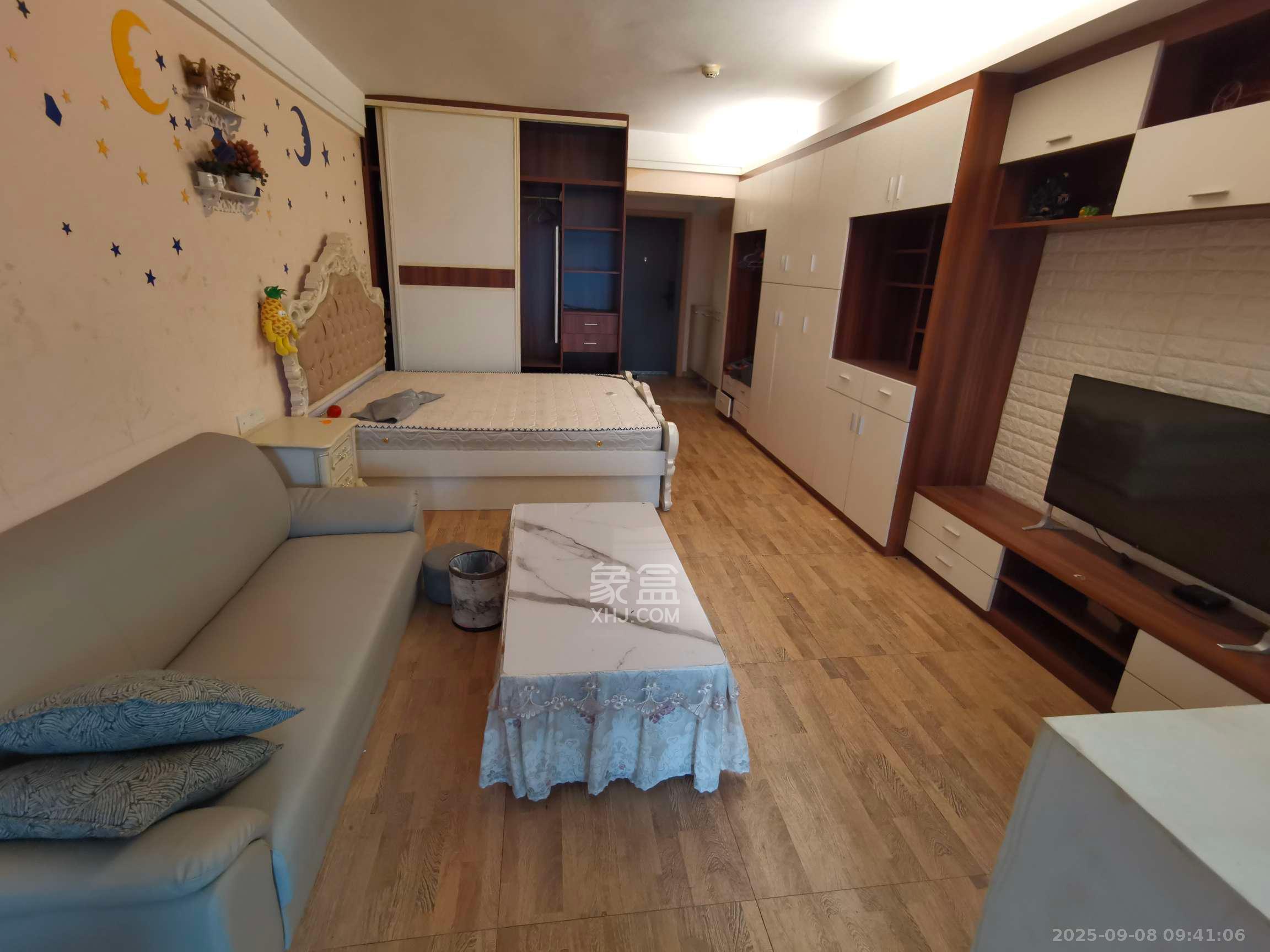 大财门公寓 1室1厅1卫 2100.0元/月 大财门公寓 1室1厅1卫 2100.0元/月室内图