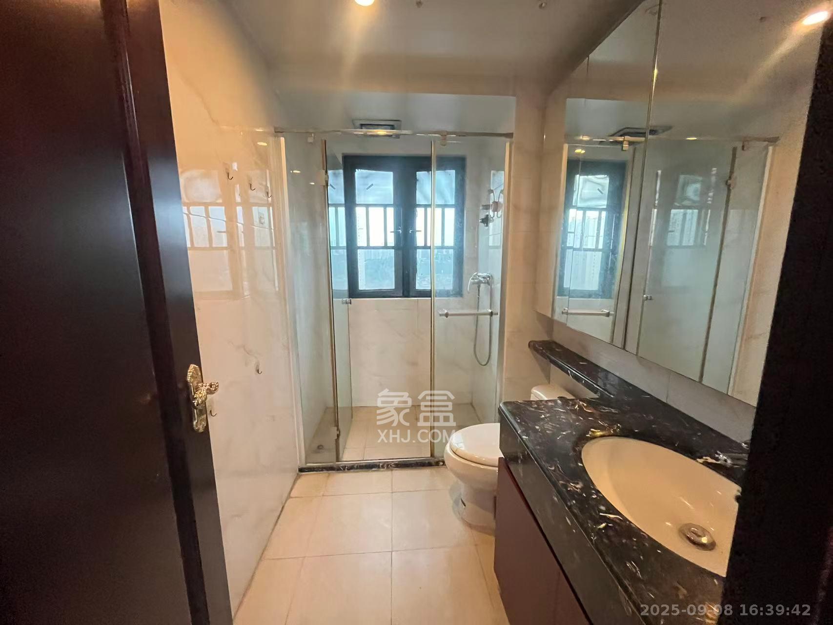 恒大雅苑  3室2厅2卫    2600.0元/月 恒大雅苑  3室2厅2卫    2600.0元/月室内图