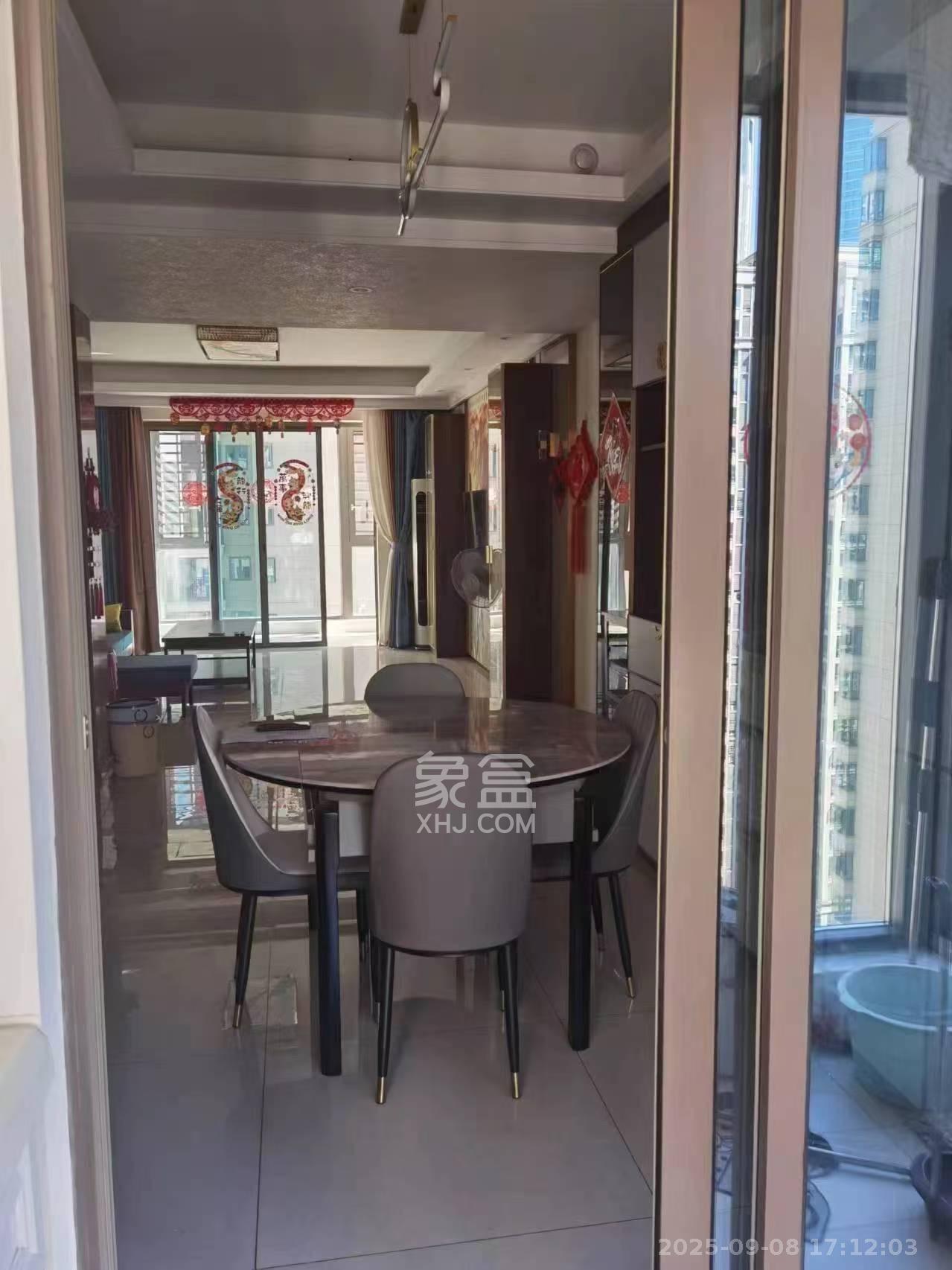 梅溪湖金茂湾 4室2厅2卫 3100.0元/月 梅溪湖金茂湾 4室2厅2卫 3100.0元/月室内图