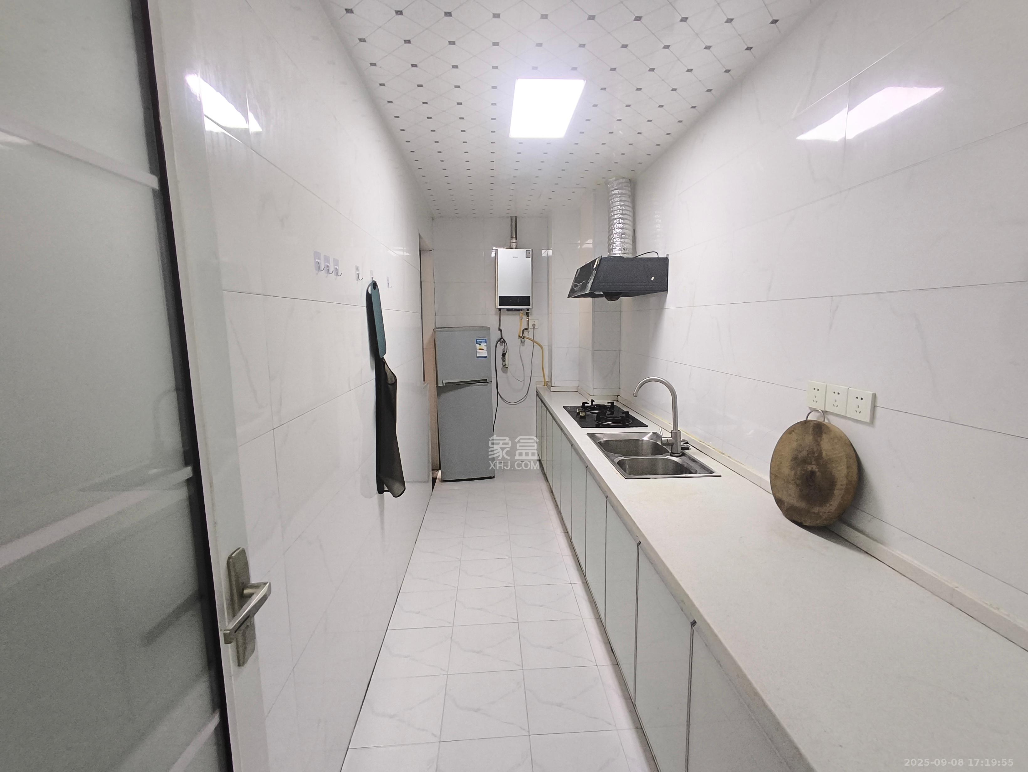 钱隆世家 3室2厅1卫 2000.0元/月 钱隆世家 3室2厅1卫 2000.0元/月室内图