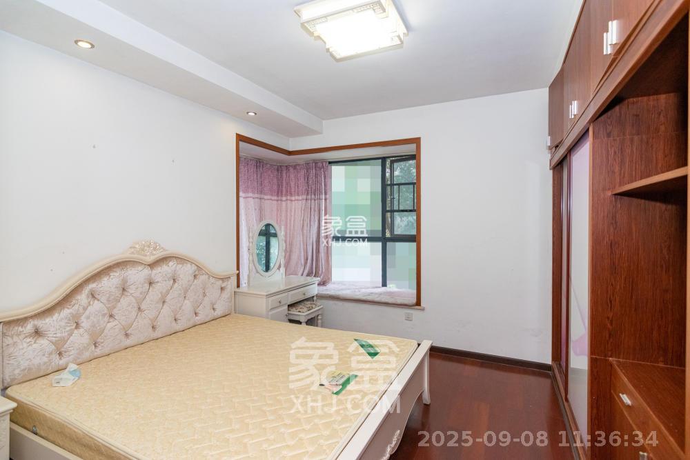 珠江东方明珠(新地东方明珠)一二期 2室2厅1卫 1700.0元/月 珠江东方明珠(新地东方明珠)一二期 2室2厅1卫 1700.0元/月室内图