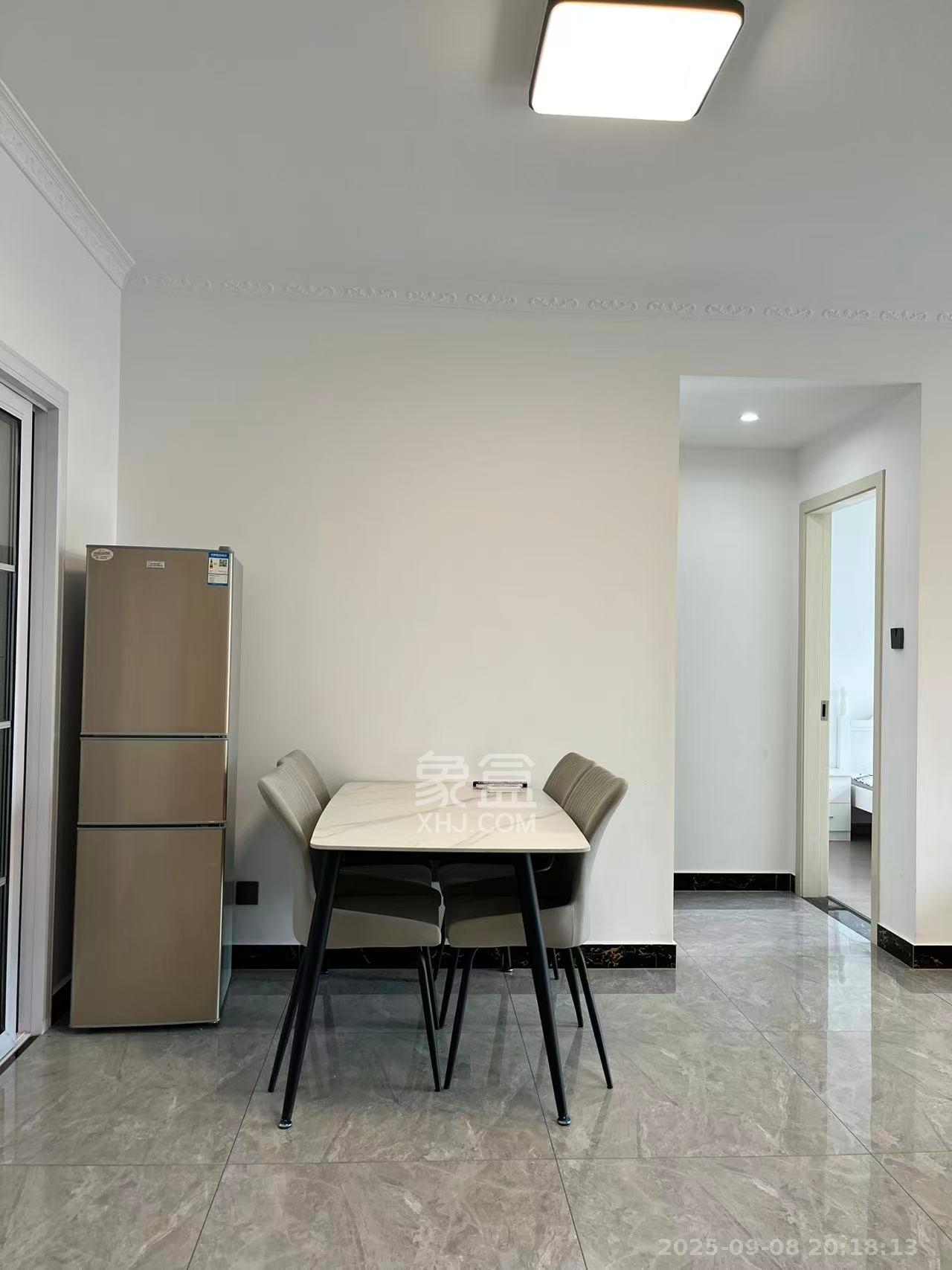 嘉雨兴园 2室1厅1卫 2800.0元/月 嘉雨兴园 2室1厅1卫 2800.0元/月室内图