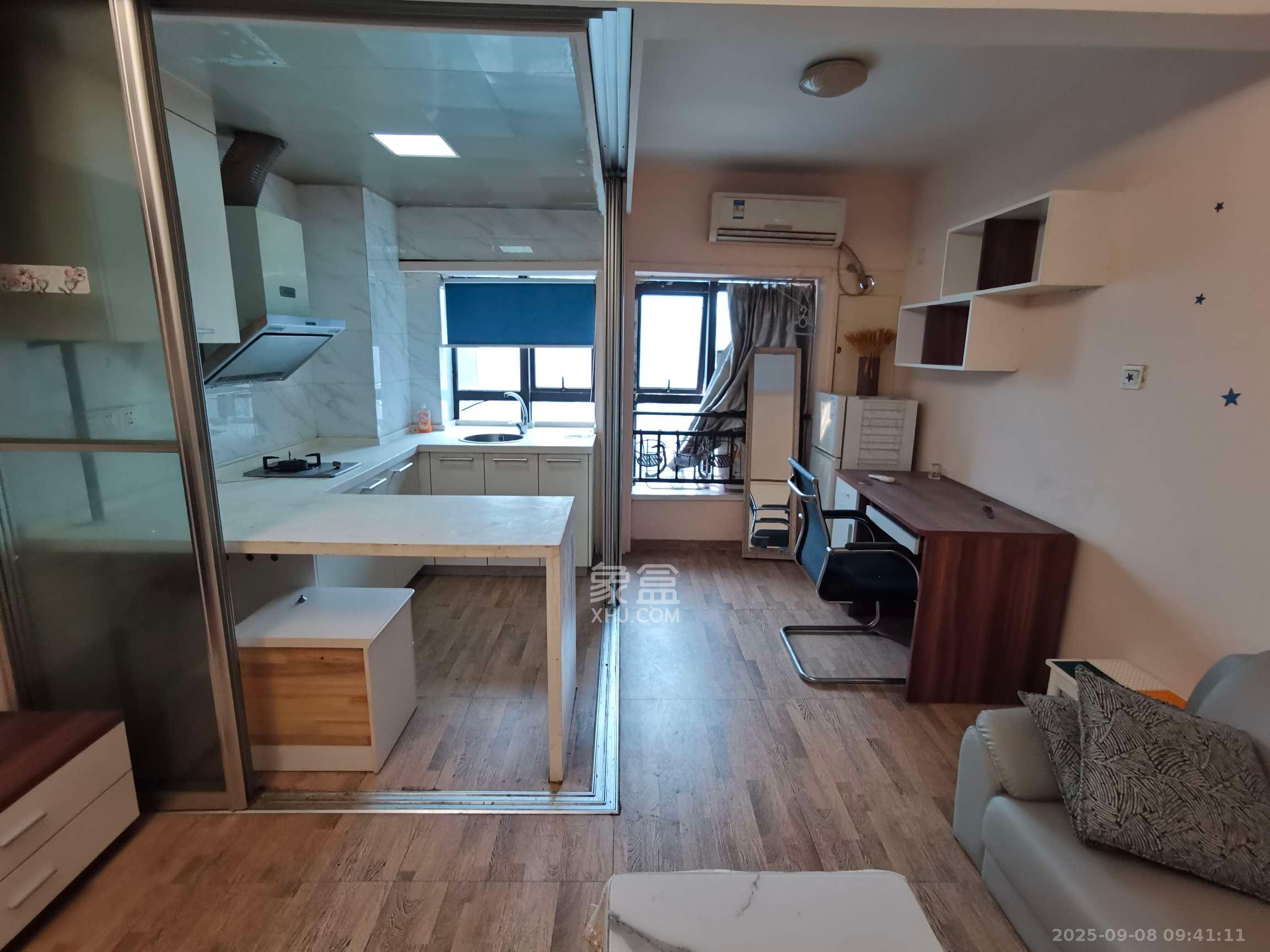 大财门公寓  1室1厅1卫    2100.0元/月室内图