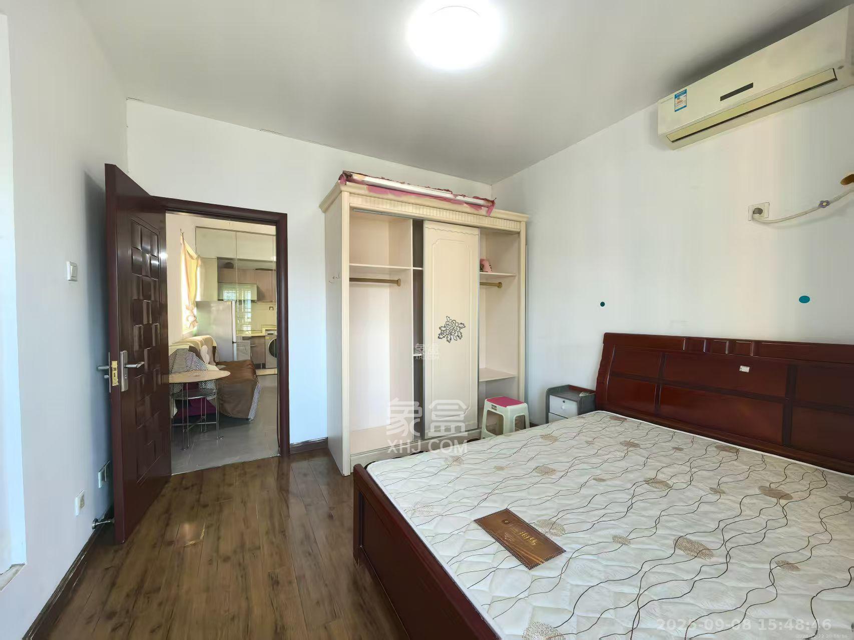 几米空间  1室1厅1卫    1600.0元/月 几米空间  1室1厅1卫    1600.0元/月室内图1