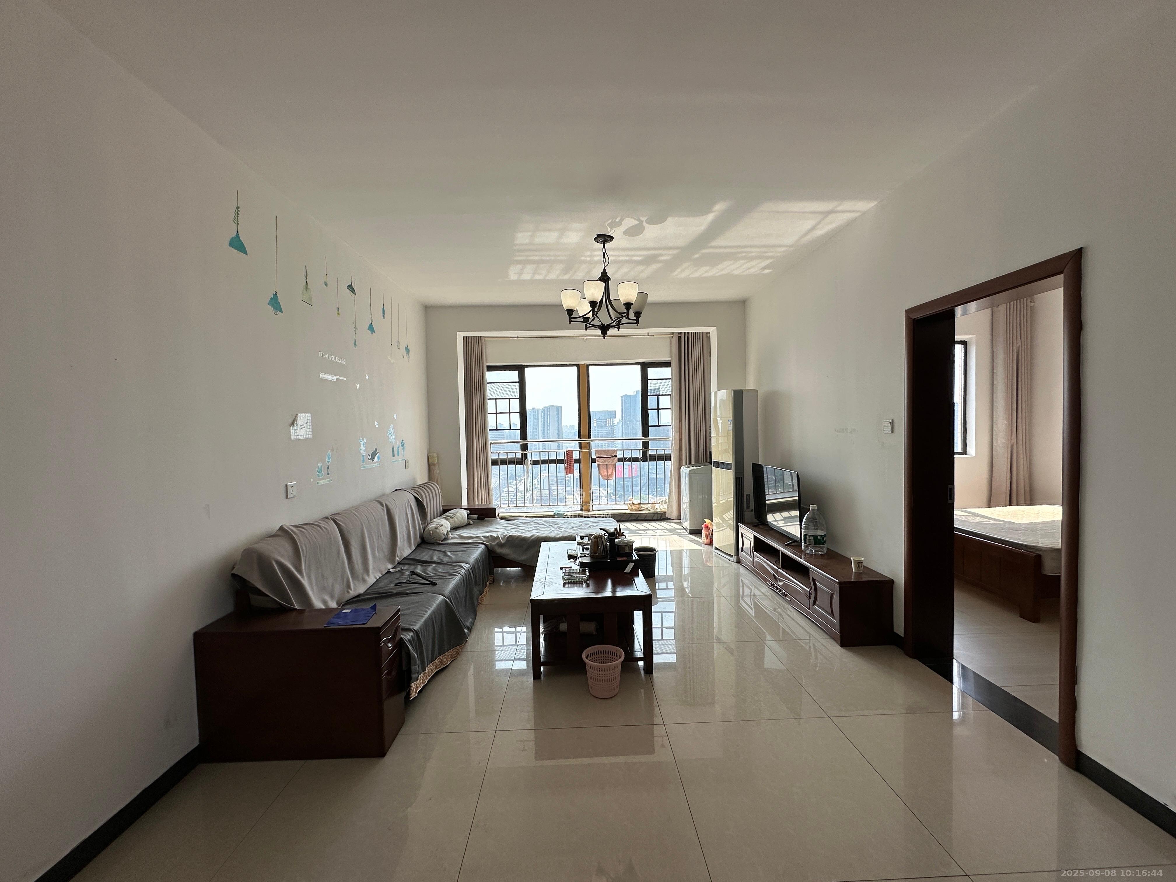 正旺国际铭城(正旺U公馆)  3室2厅1卫    2700.0元/月 正旺国际铭城(正旺U公馆)  3室2厅1卫    2700.0元/月室内图