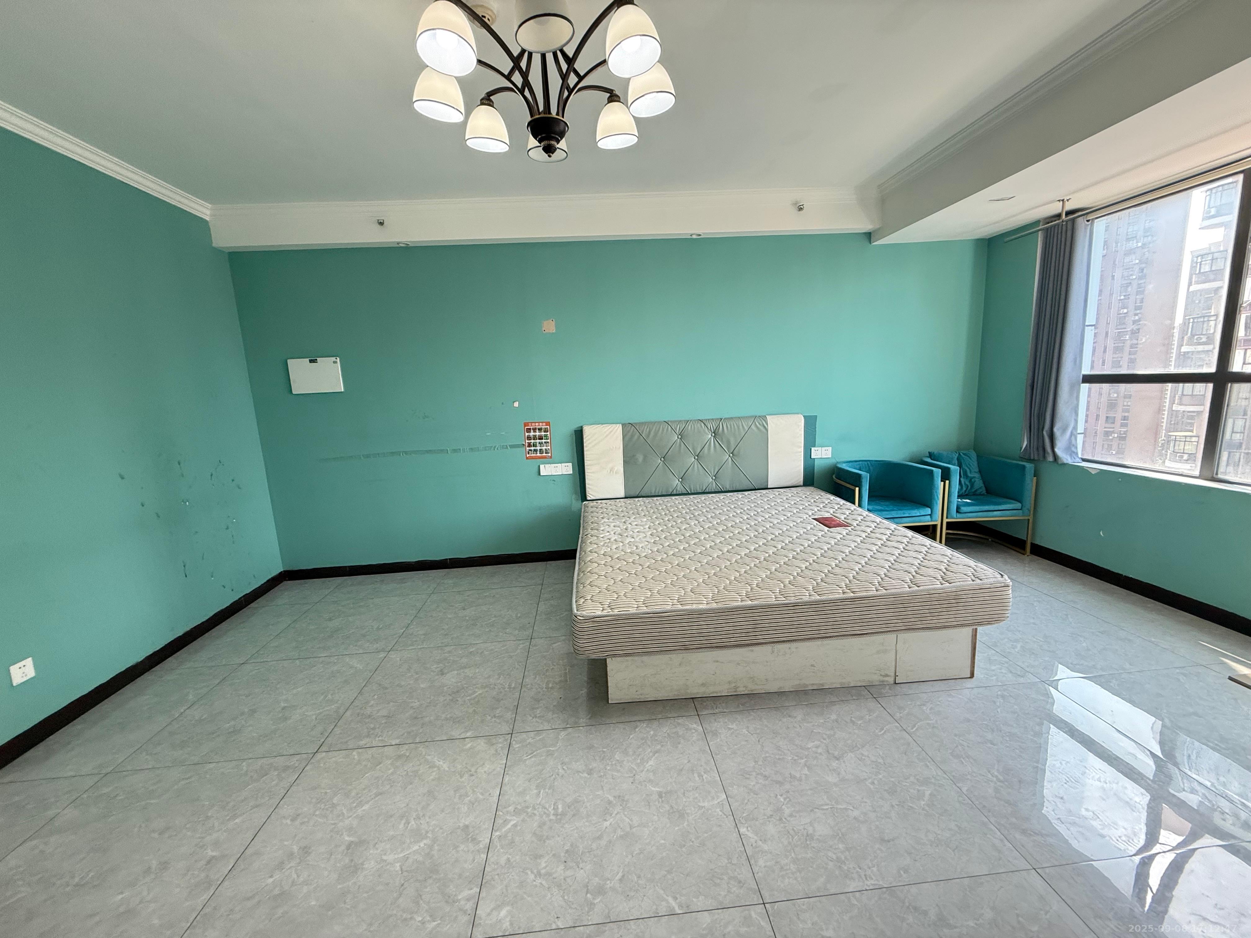 世景国际广场  1室1厅1卫    1500.0元/月 世景国际广场  1室1厅1卫    1500.0元/月室内图