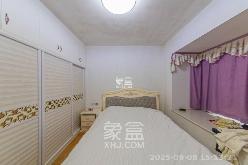 中建芙蓉嘉苑  3室2厅1卫    2100.0元/月室内图