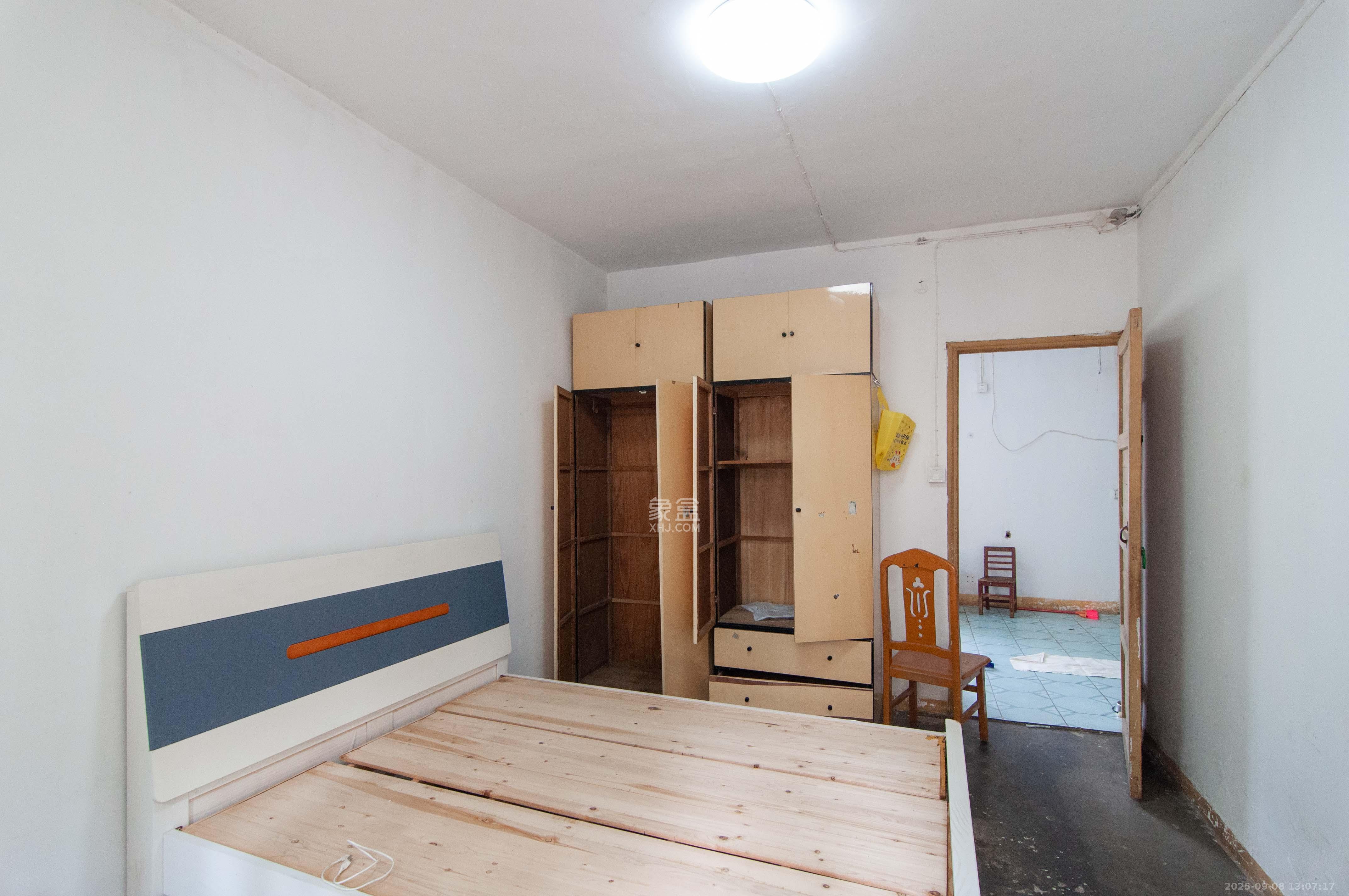 航天大院  2室2厅1卫    40.0万 航天大院  2室2厅1卫    40.0万其他