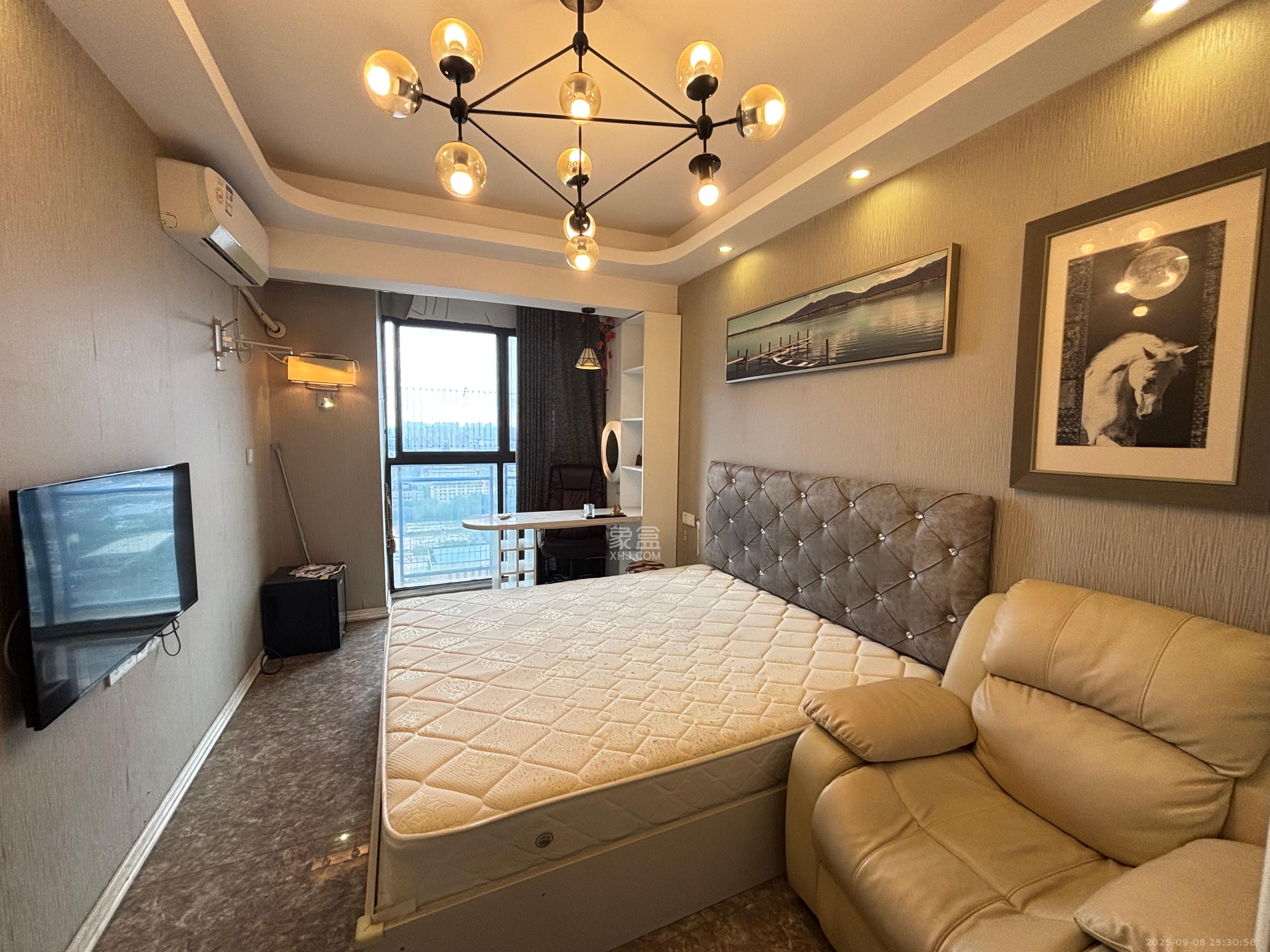 金科时代中心  1室1厅1卫    1100.0元/月