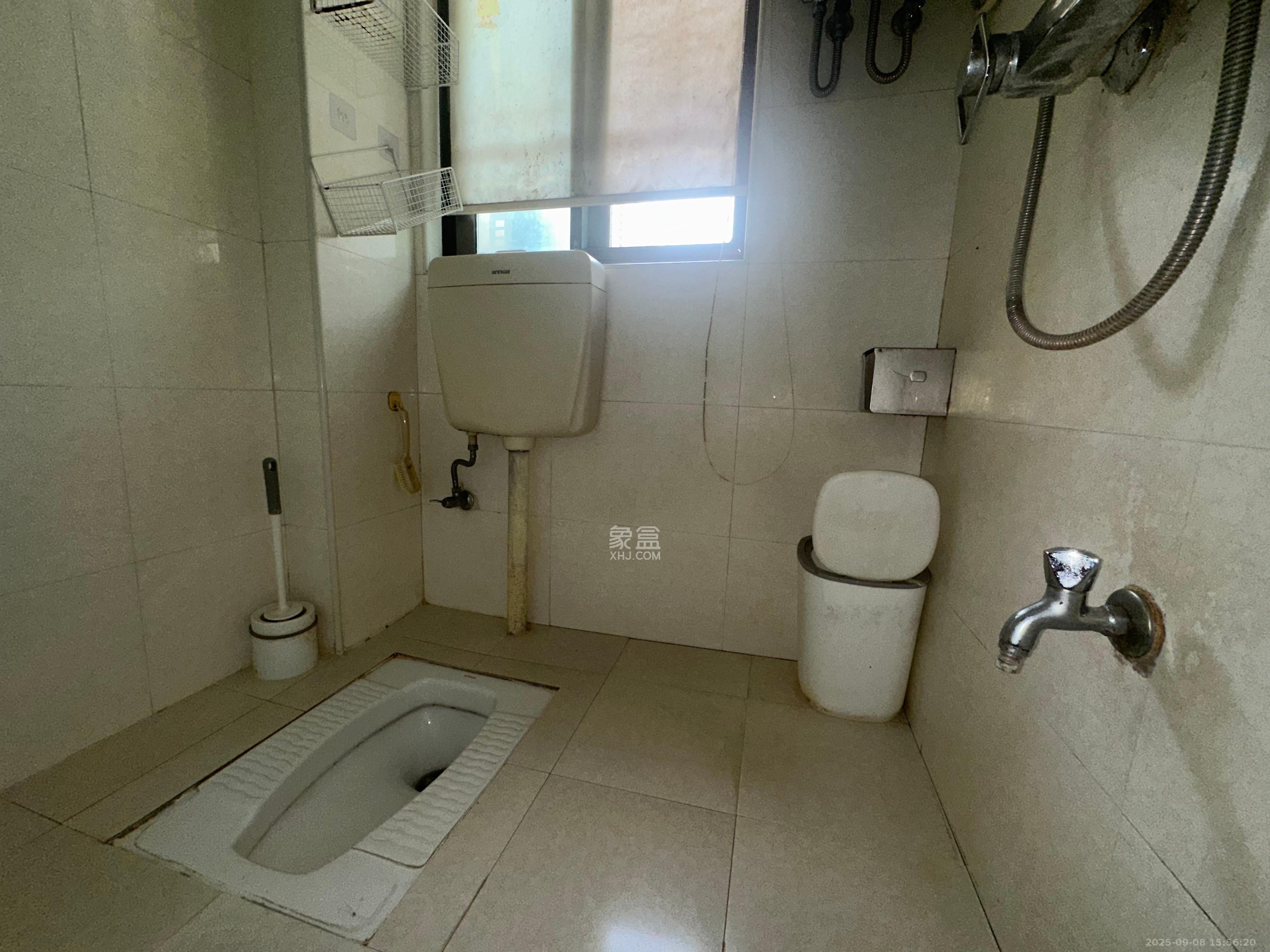 中盛小家碧寓  2室1厅1卫   2200.00元/月室内图