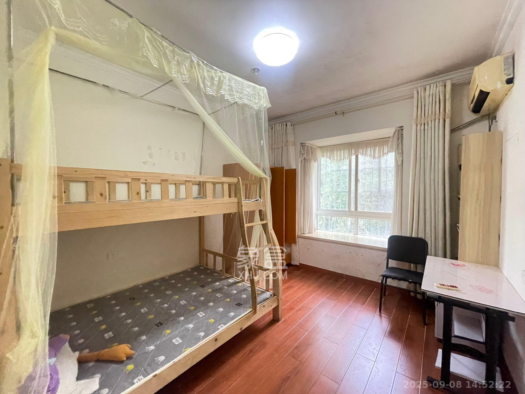 楚天中苑  2室2厅1卫    1600.0元/月 楚天中苑  2室2厅1卫    1600.0元/月室内图