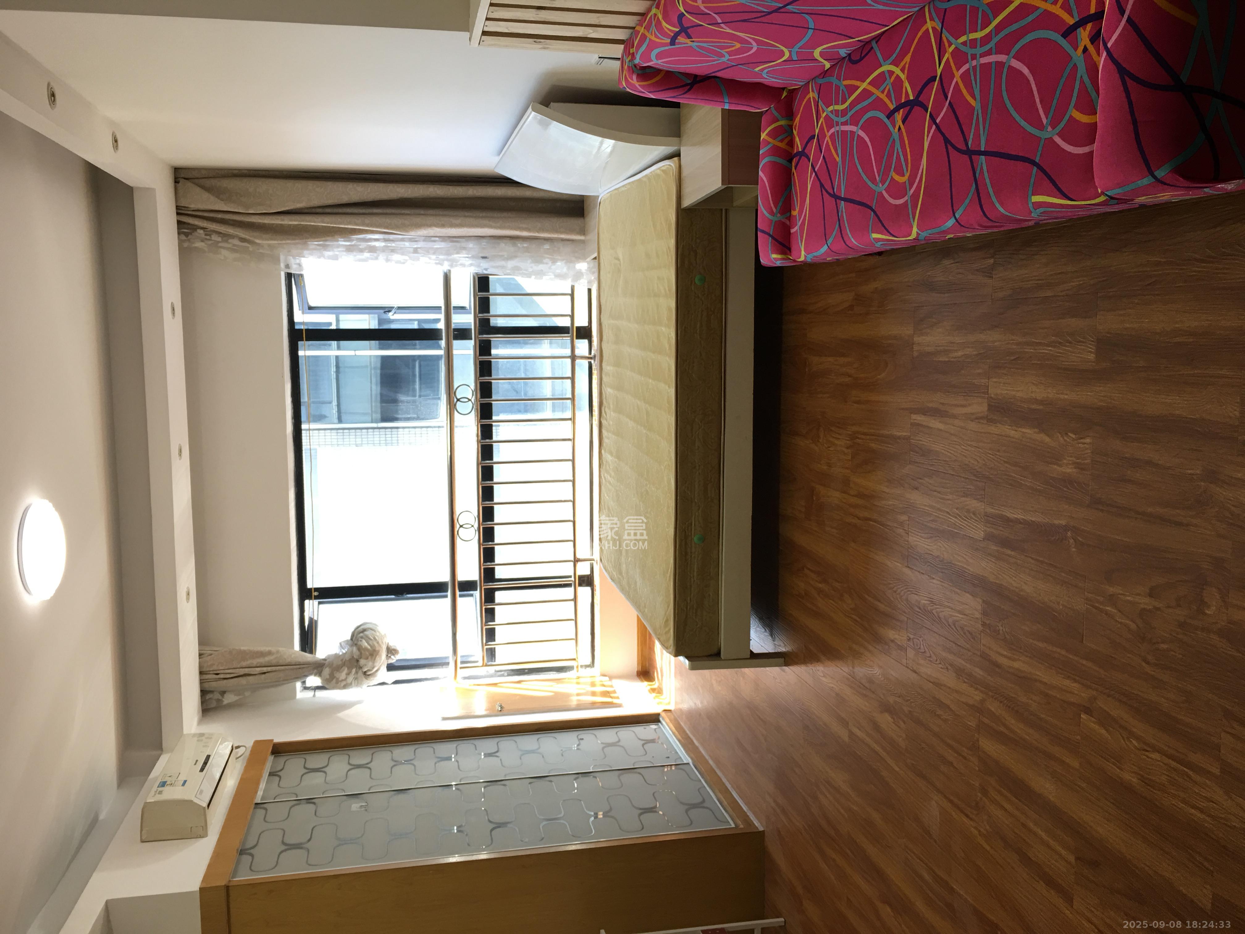 长沙之芯  1室1厅1卫    1600.0元/月 长沙之芯  1室1厅1卫    1600.0元/月室内图