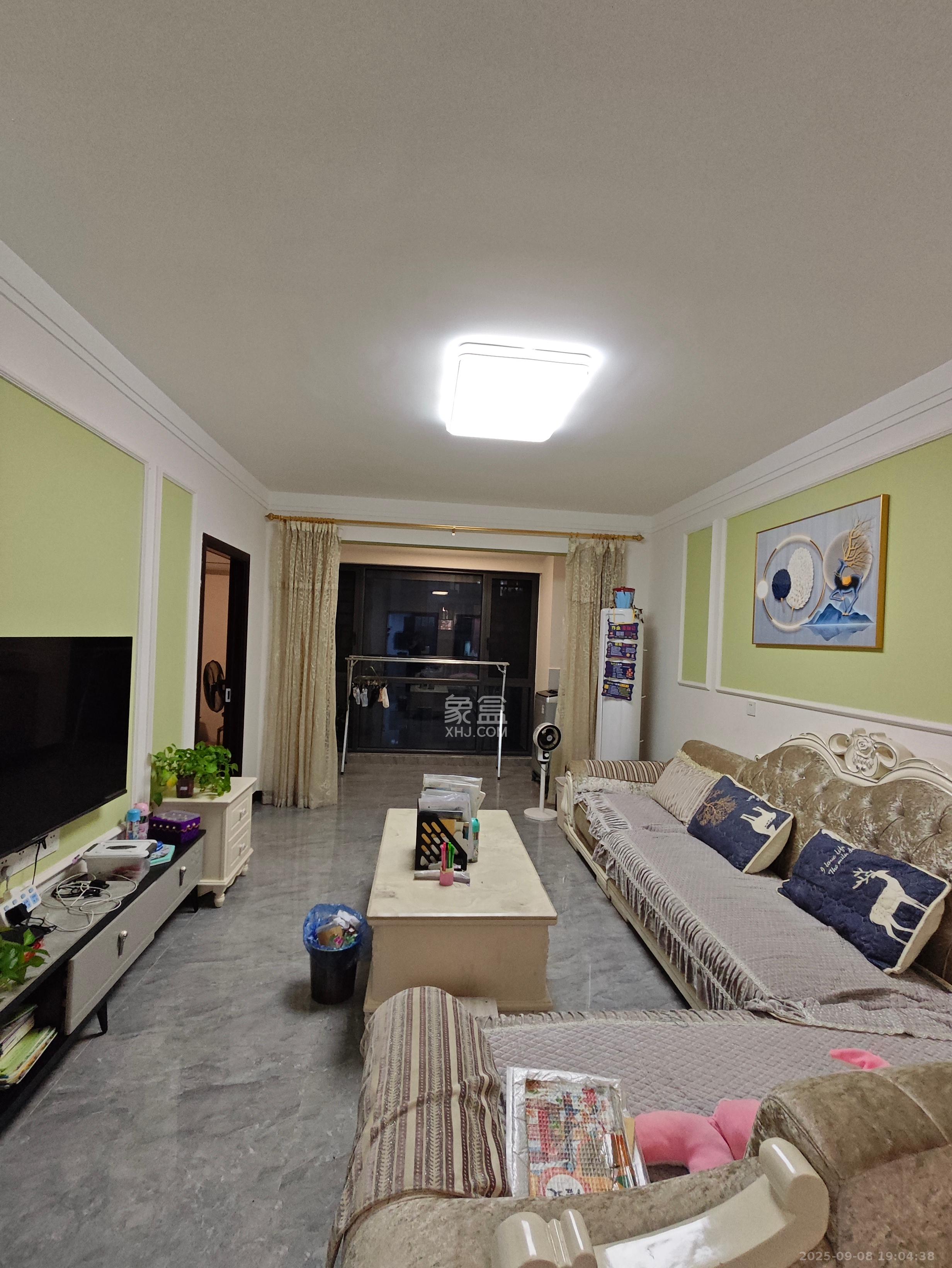 金科景朝集美星宸  3室2厅2卫    2600.0元/月 金科景朝集美星宸  3室2厅2卫    2600.0元/月室内图